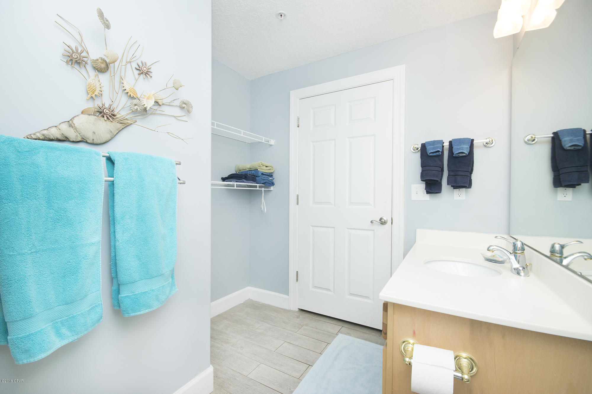 Tropic Winds - Residential