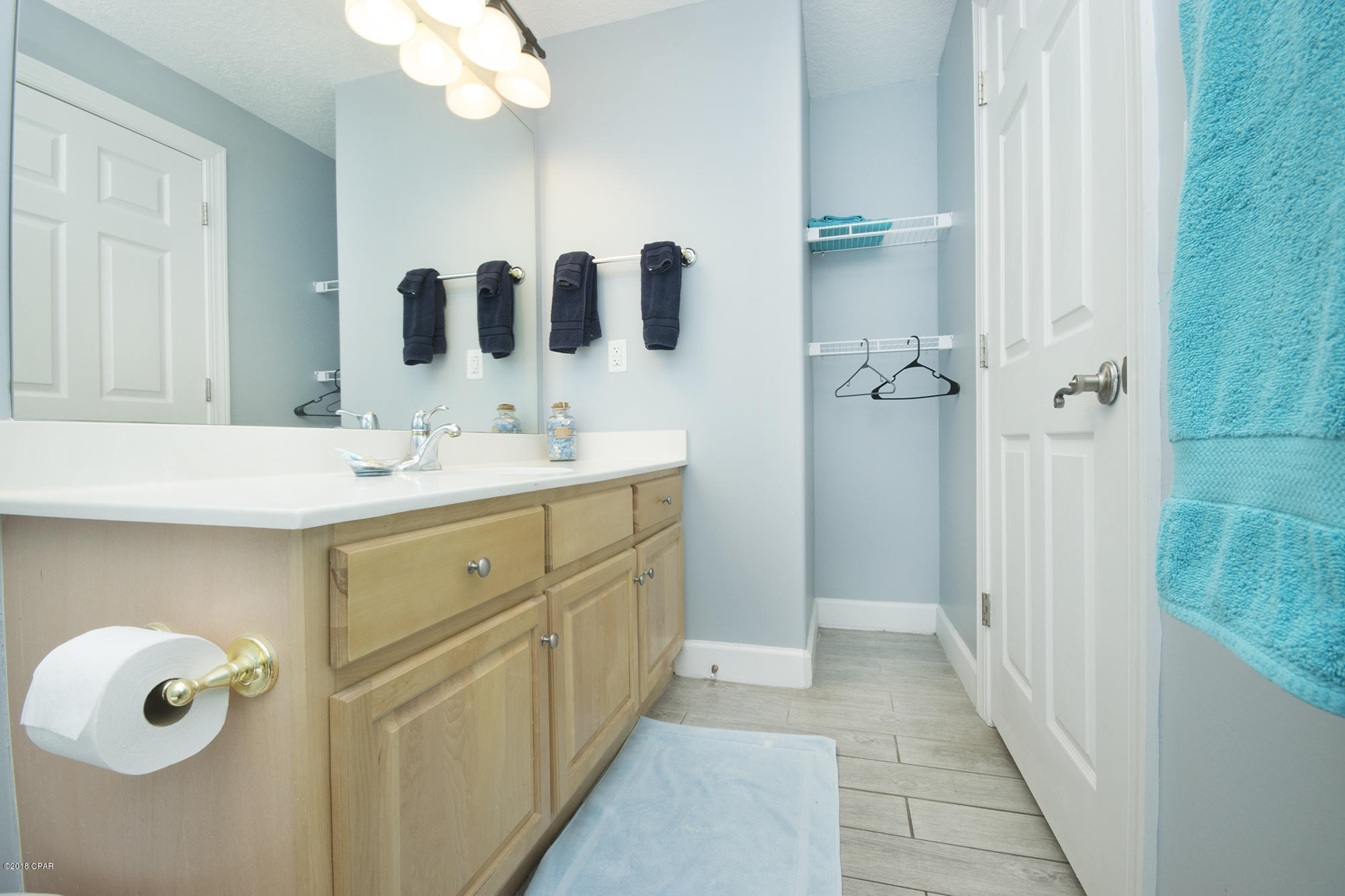 Tropic Winds - Residential