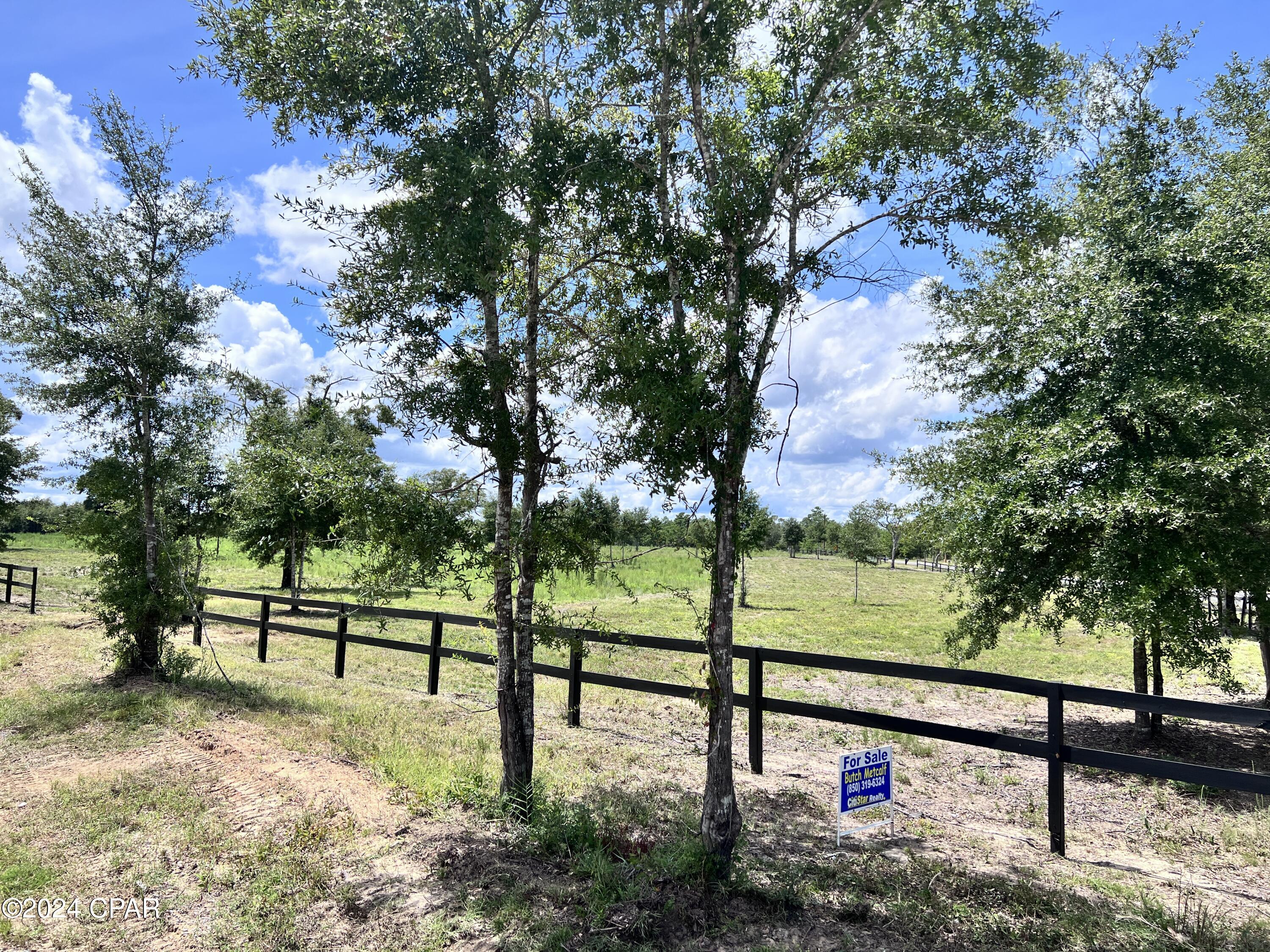 [No Recorded Subdiv] - Land