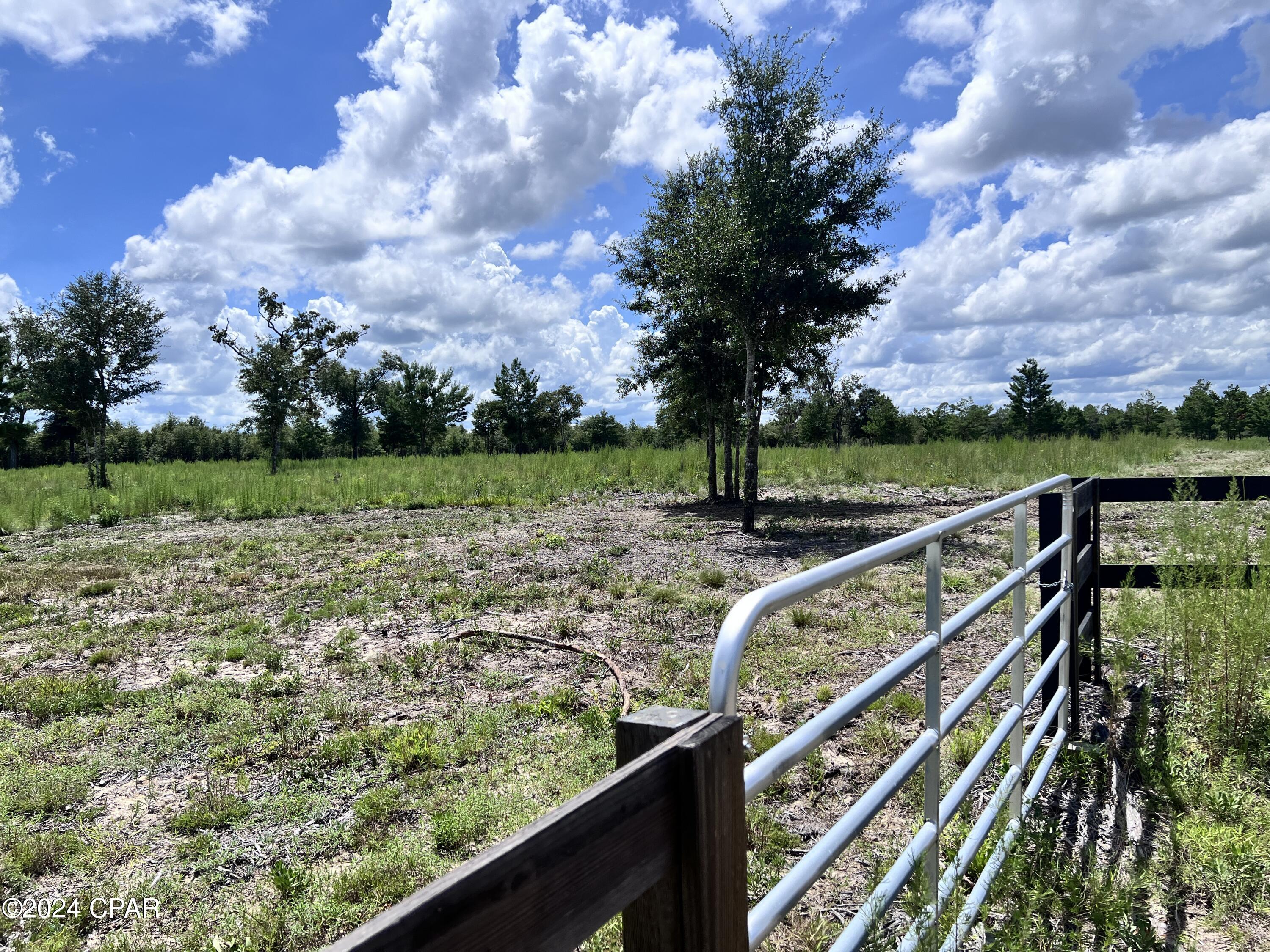 [No Recorded Subdiv] - Land