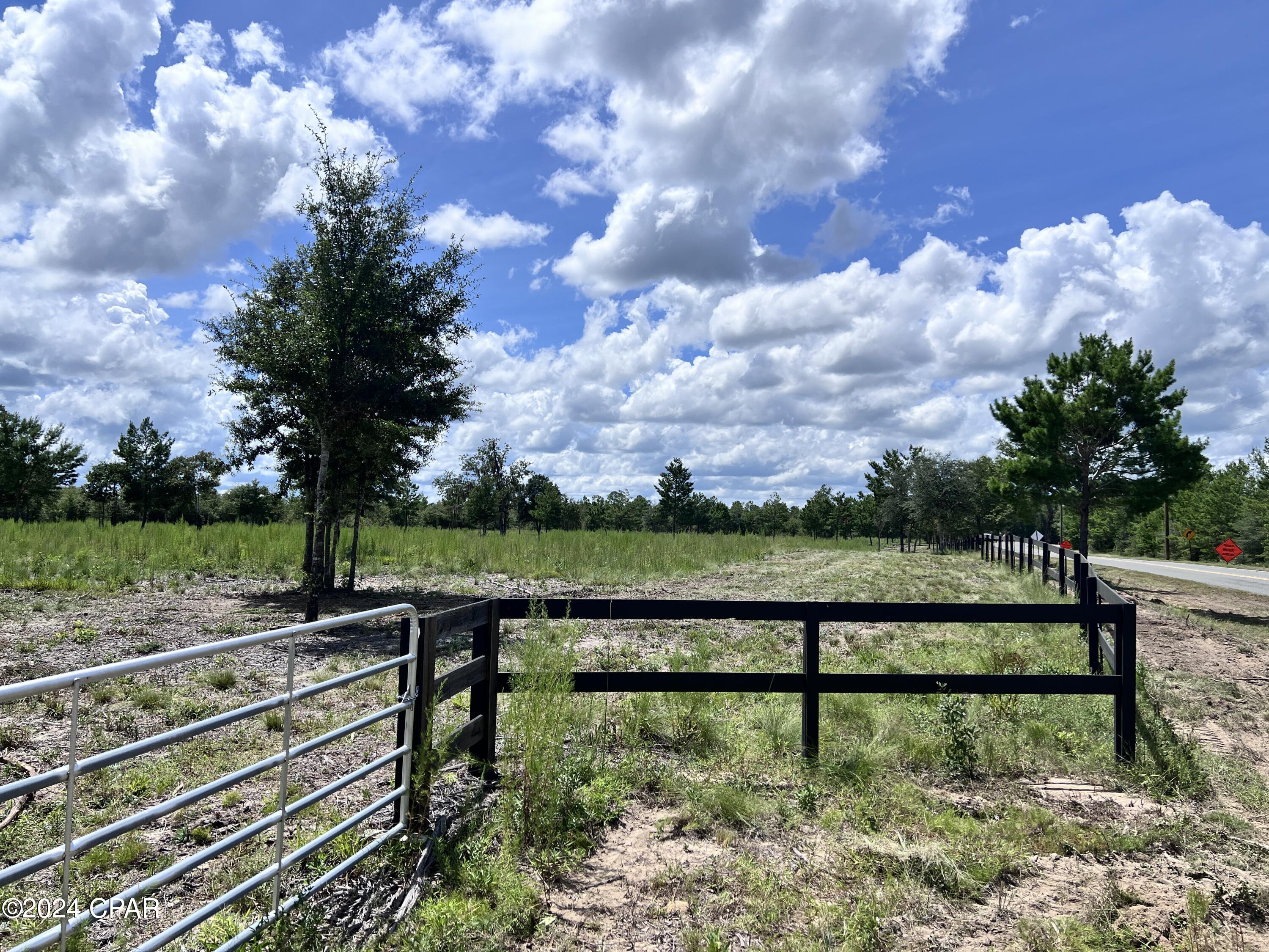 [No Recorded Subdiv] - Land