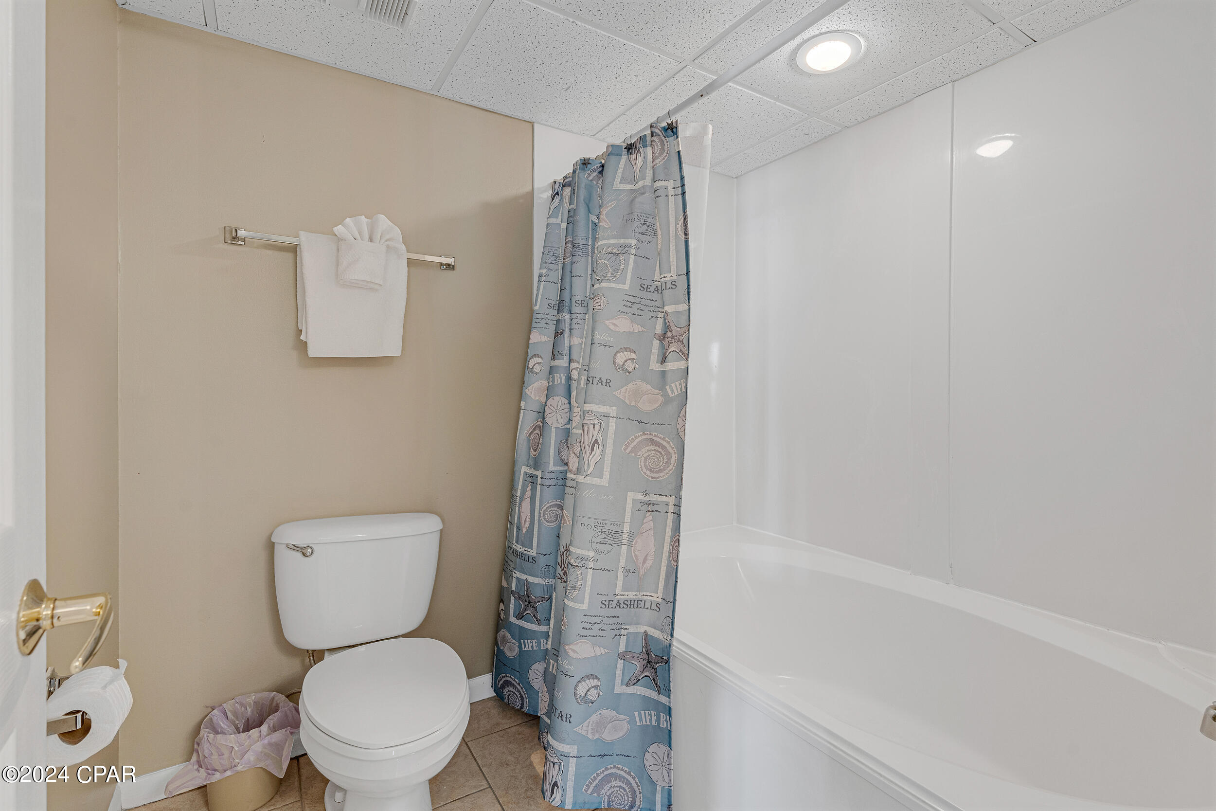 Long Beach Towers III - Residential