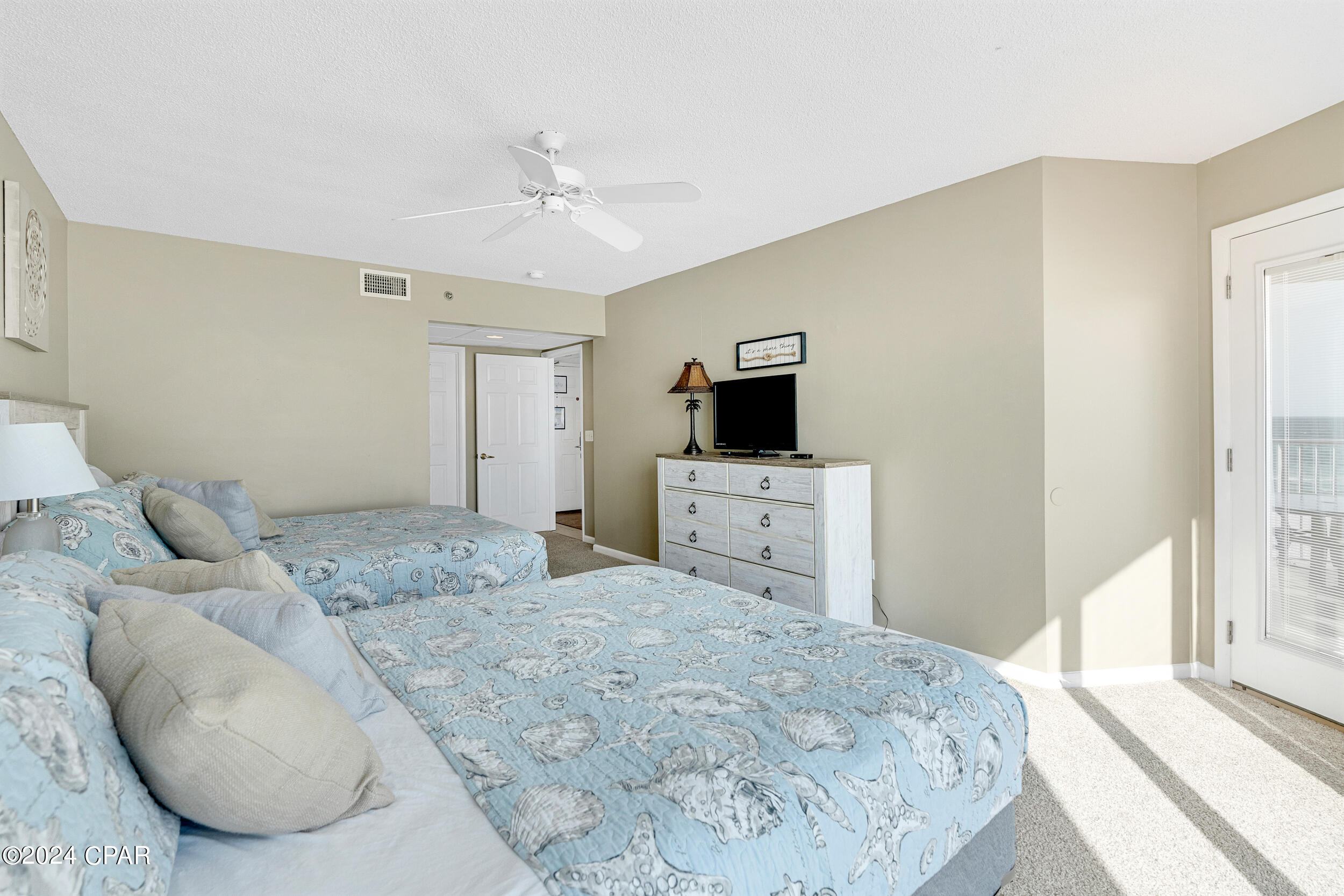 Long Beach Towers III - Residential