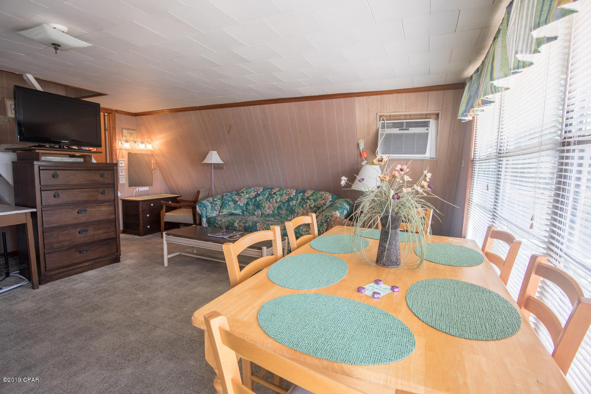 Bid-A-Wee Beach 1st Add - Residential