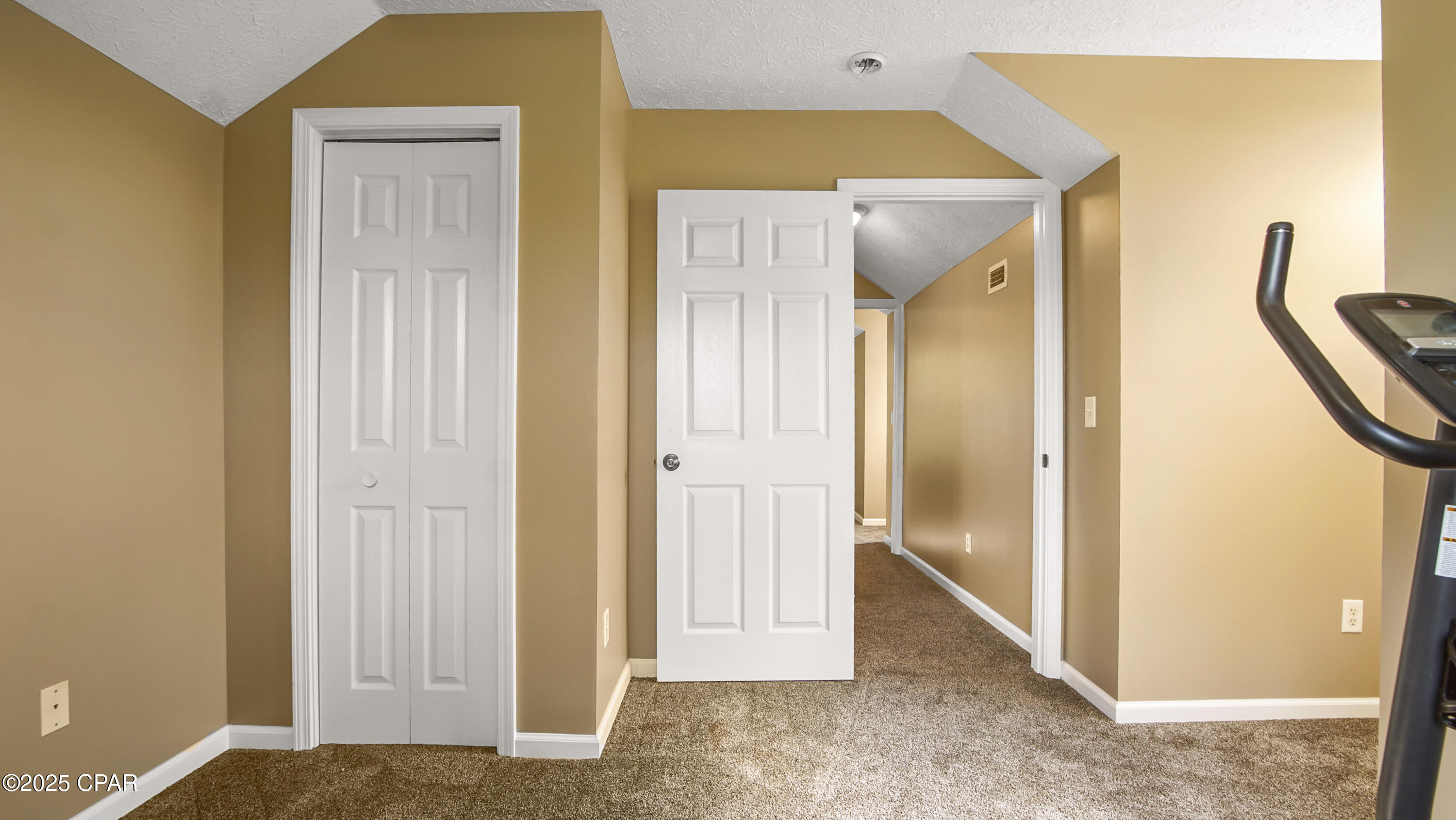 Fountain, Florida 32438, United States, 3 Bedrooms Bedrooms, ,2 BathroomsBathrooms,Residential,Active,101109