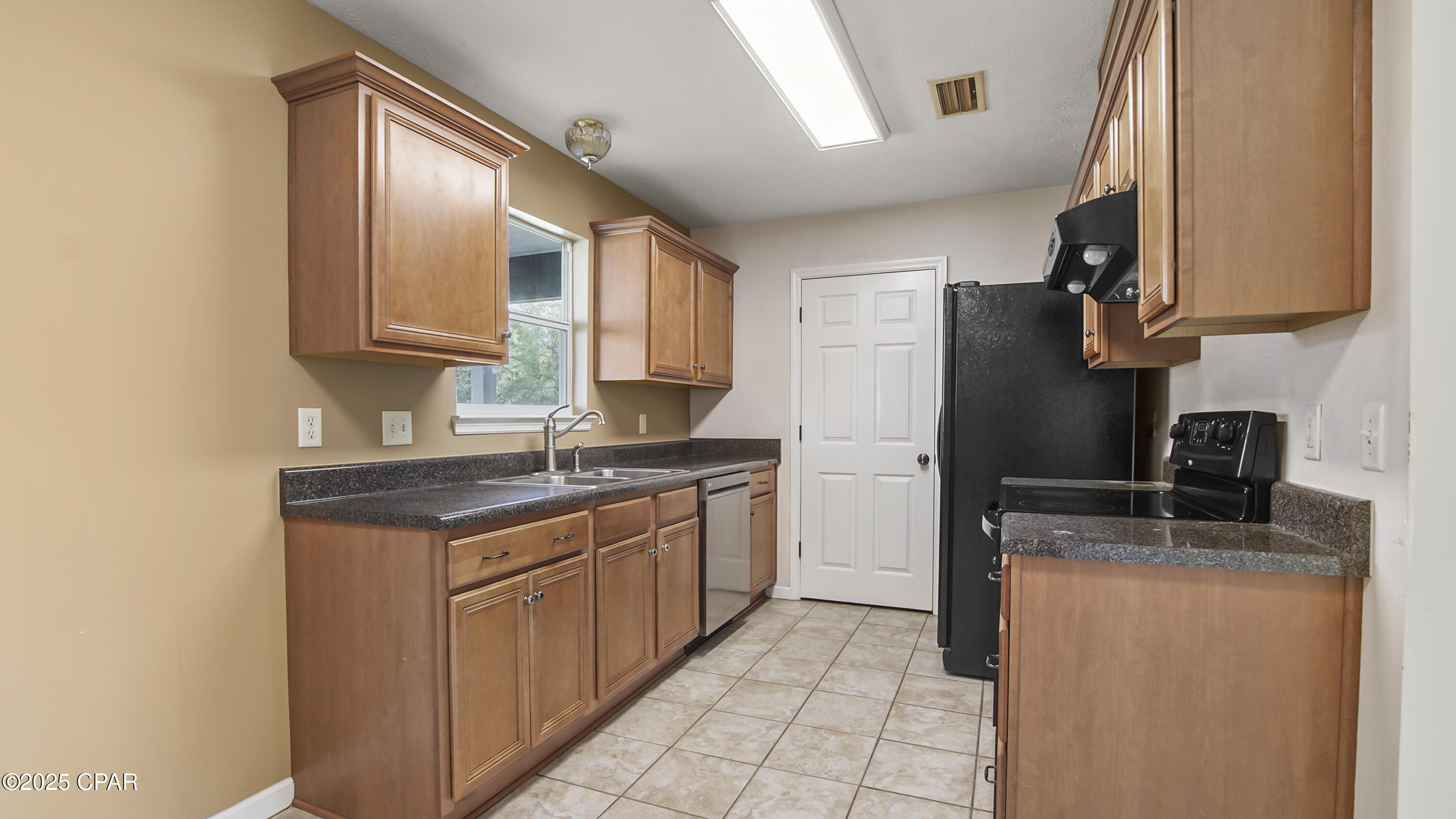 Fountain, Florida 32438, United States, 3 Bedrooms Bedrooms, ,2 BathroomsBathrooms,Residential,Active,101109