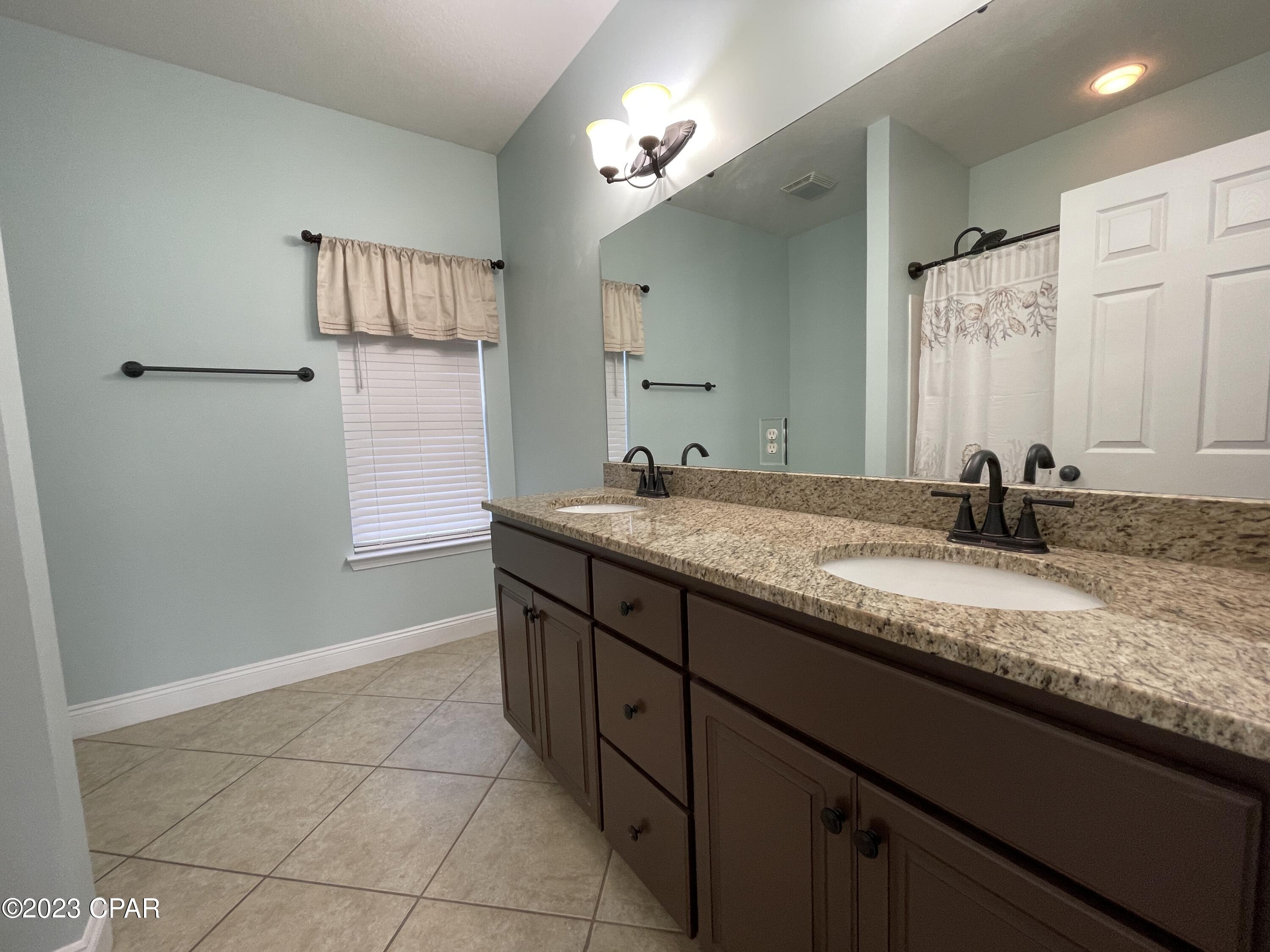 Annabella's Townhomes - Residential Lease