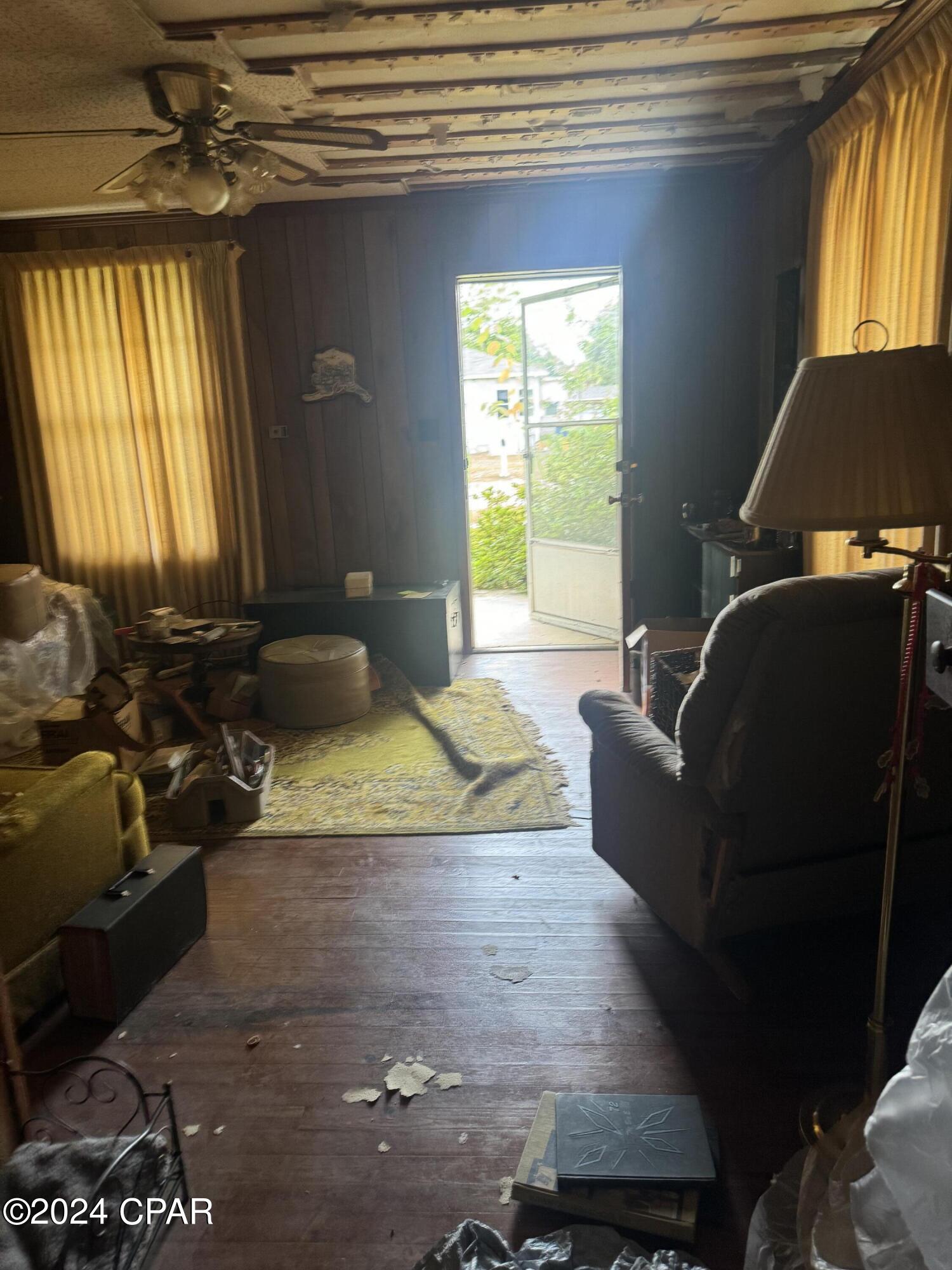 Panama City, Florida 32401, United States, 2 Bedrooms Bedrooms, ,1 BathroomBathrooms,Residential,Pending,49845