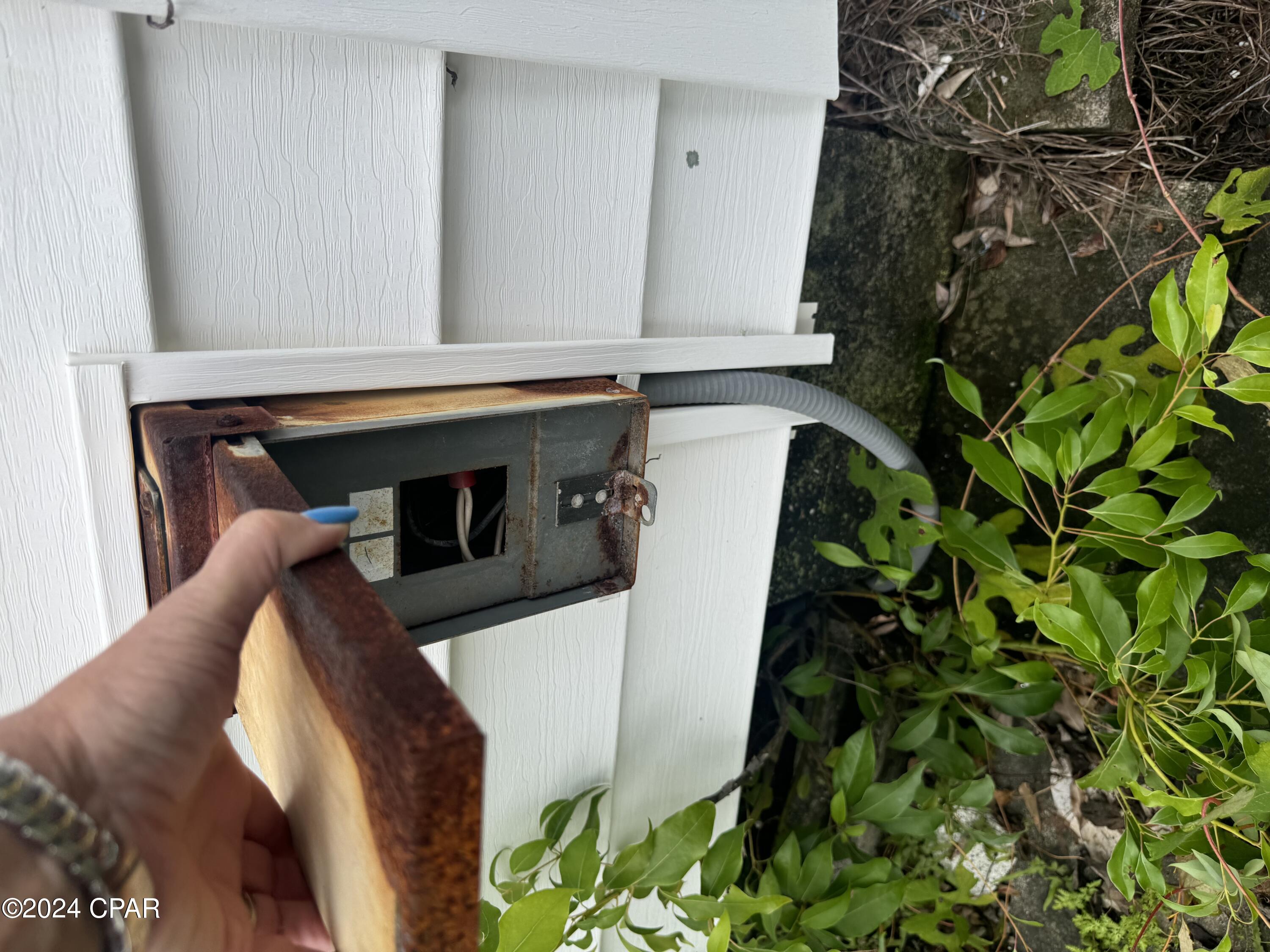 Panama City, Florida 32401, United States, 2 Bedrooms Bedrooms, ,1 BathroomBathrooms,Residential,Pending,49845