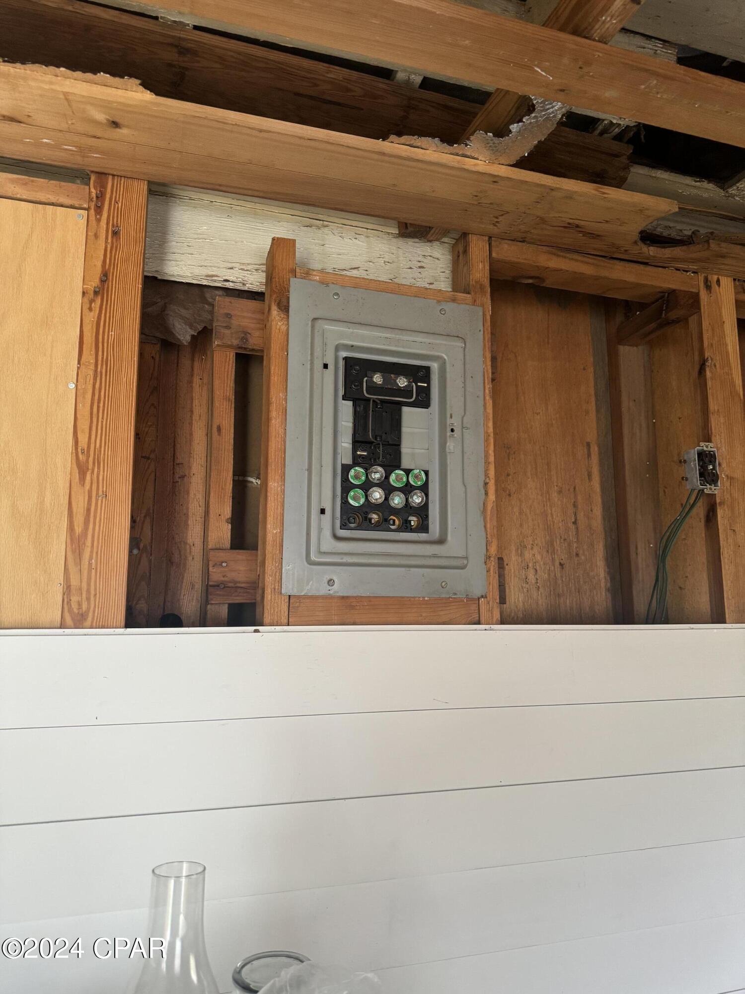 Panama City, Florida 32401, United States, 2 Bedrooms Bedrooms, ,1 BathroomBathrooms,Residential,Pending,49845