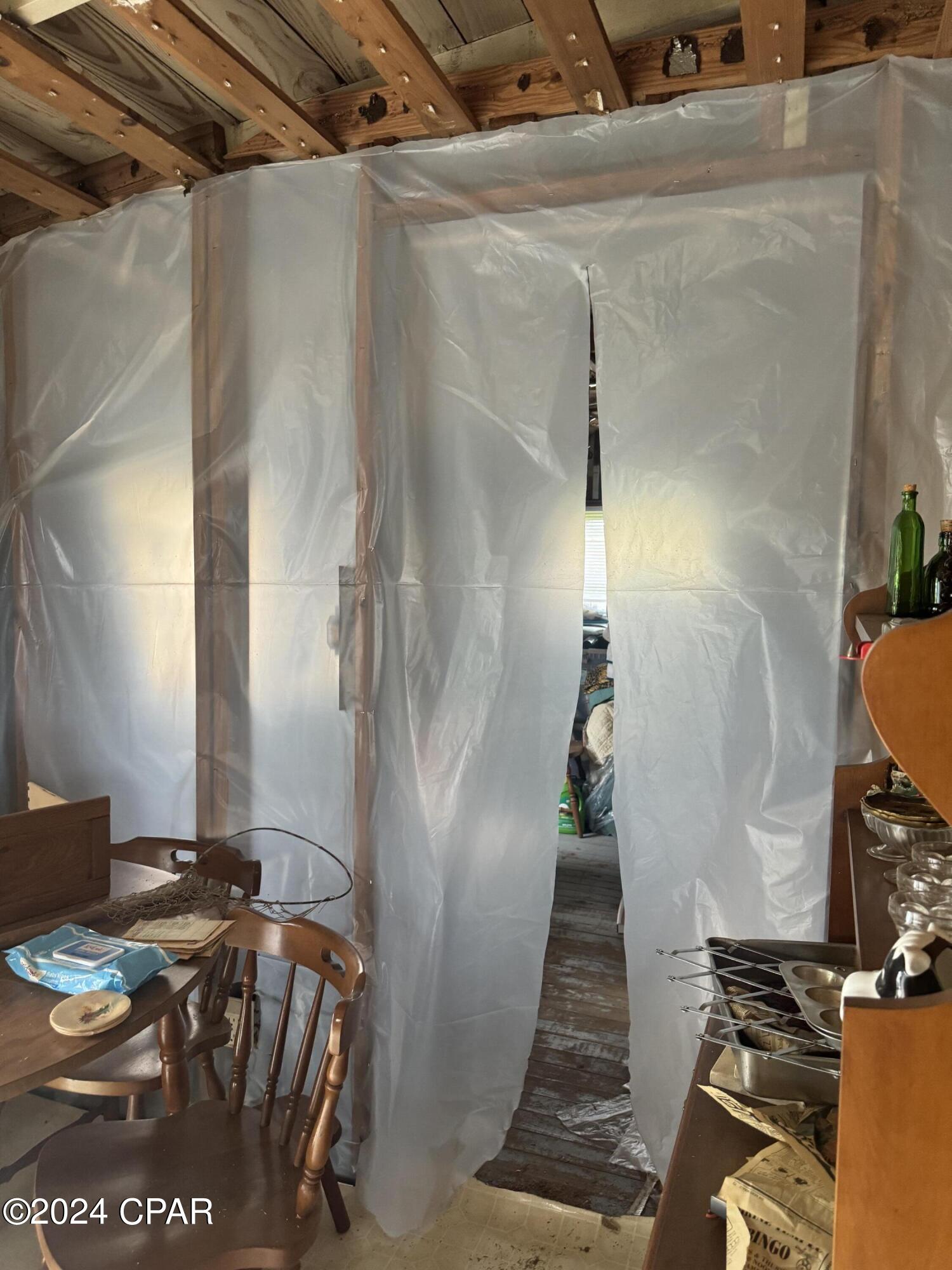 Panama City, Florida 32401, United States, 2 Bedrooms Bedrooms, ,1 BathroomBathrooms,Residential,Pending,49845