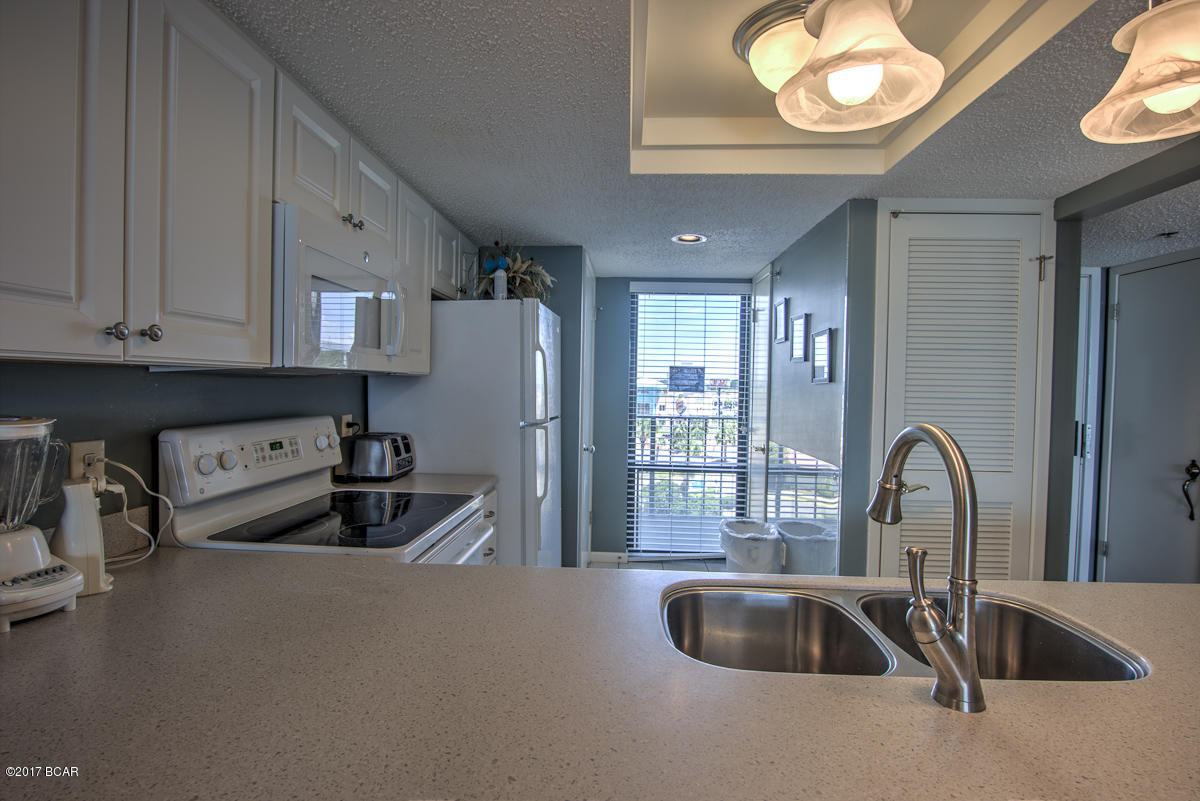 Edgewater Tower III - Residential