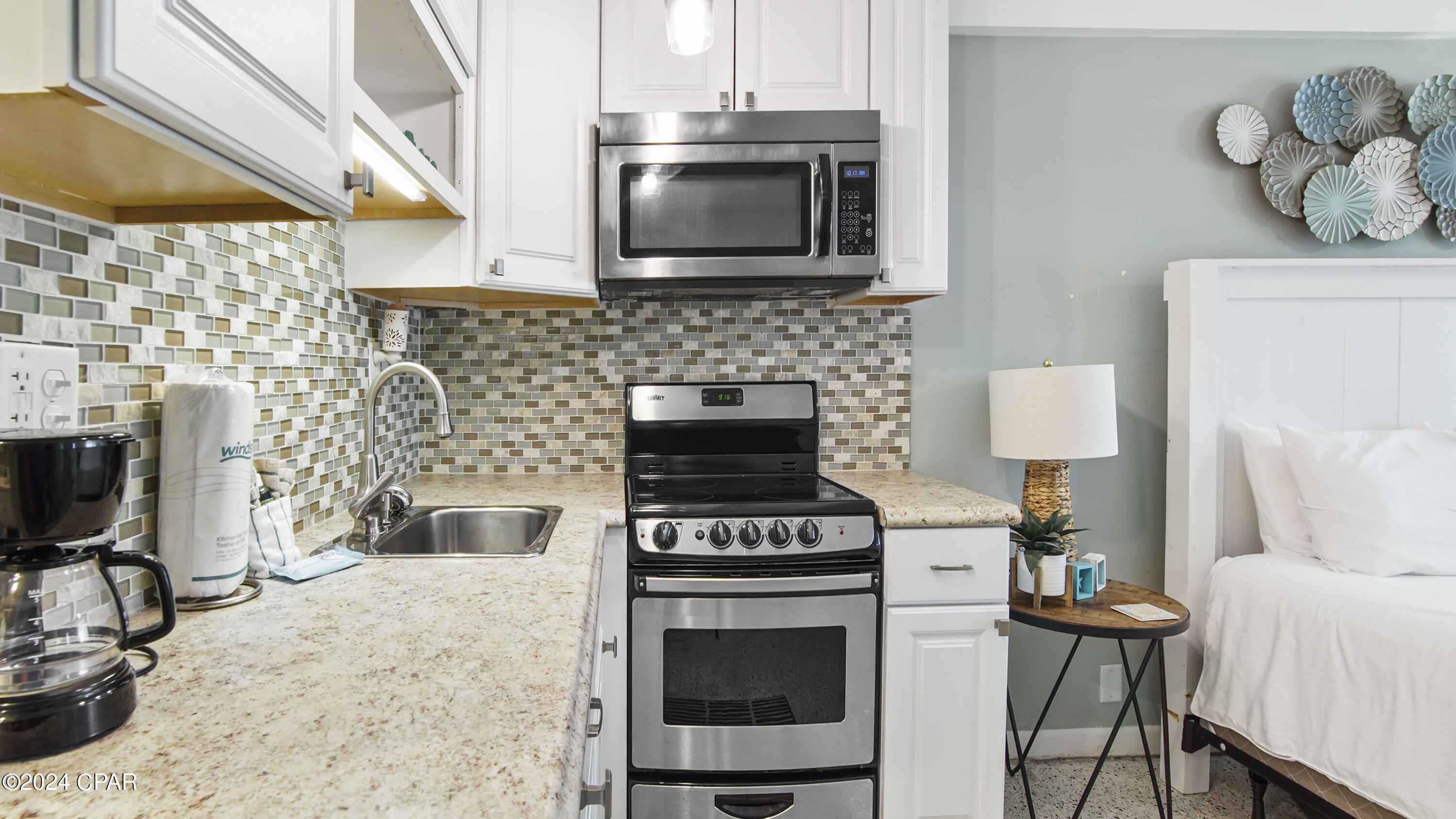 Fontainebleau Terrace - Residential