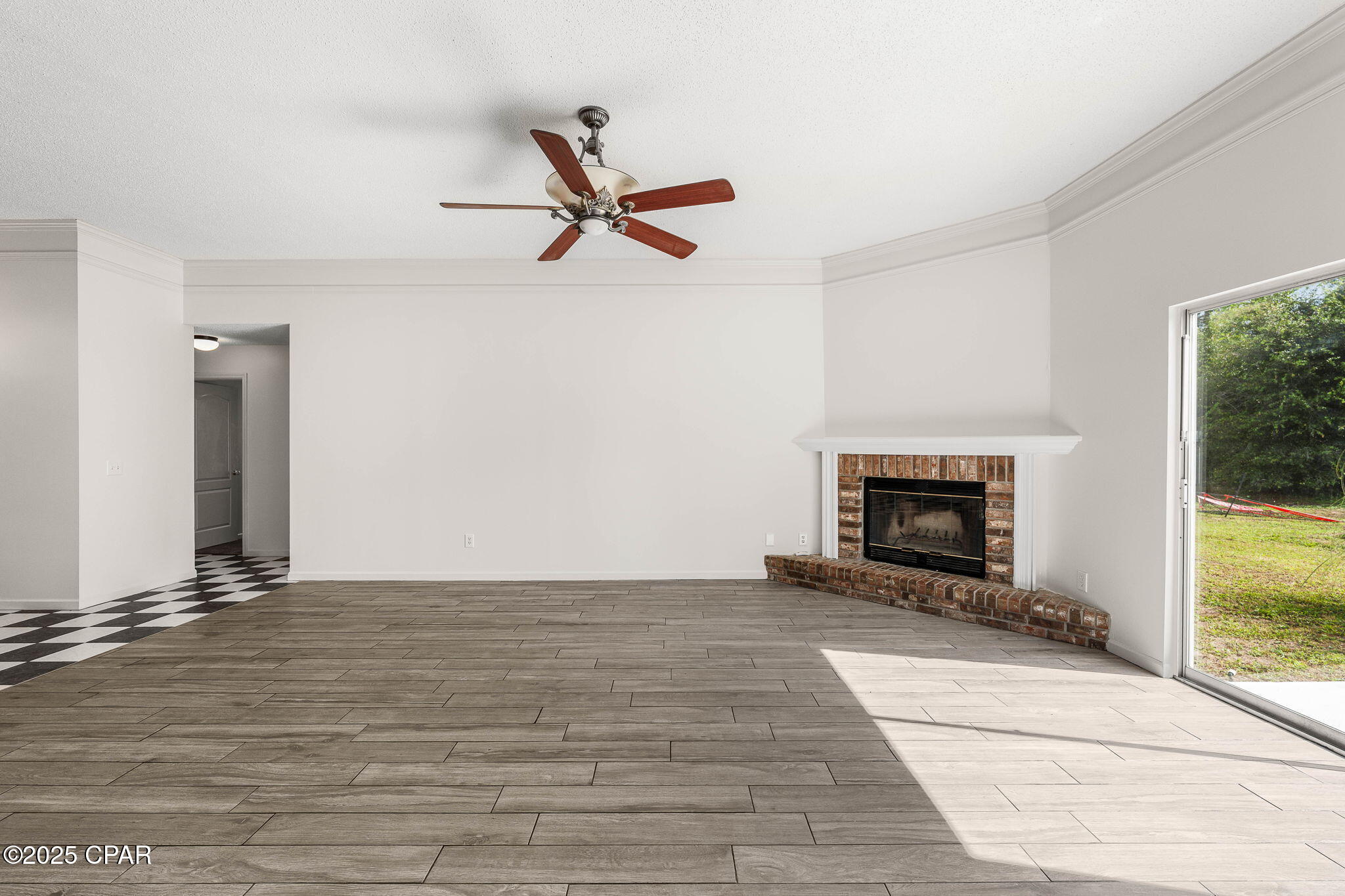 Colonial Est. - Residential