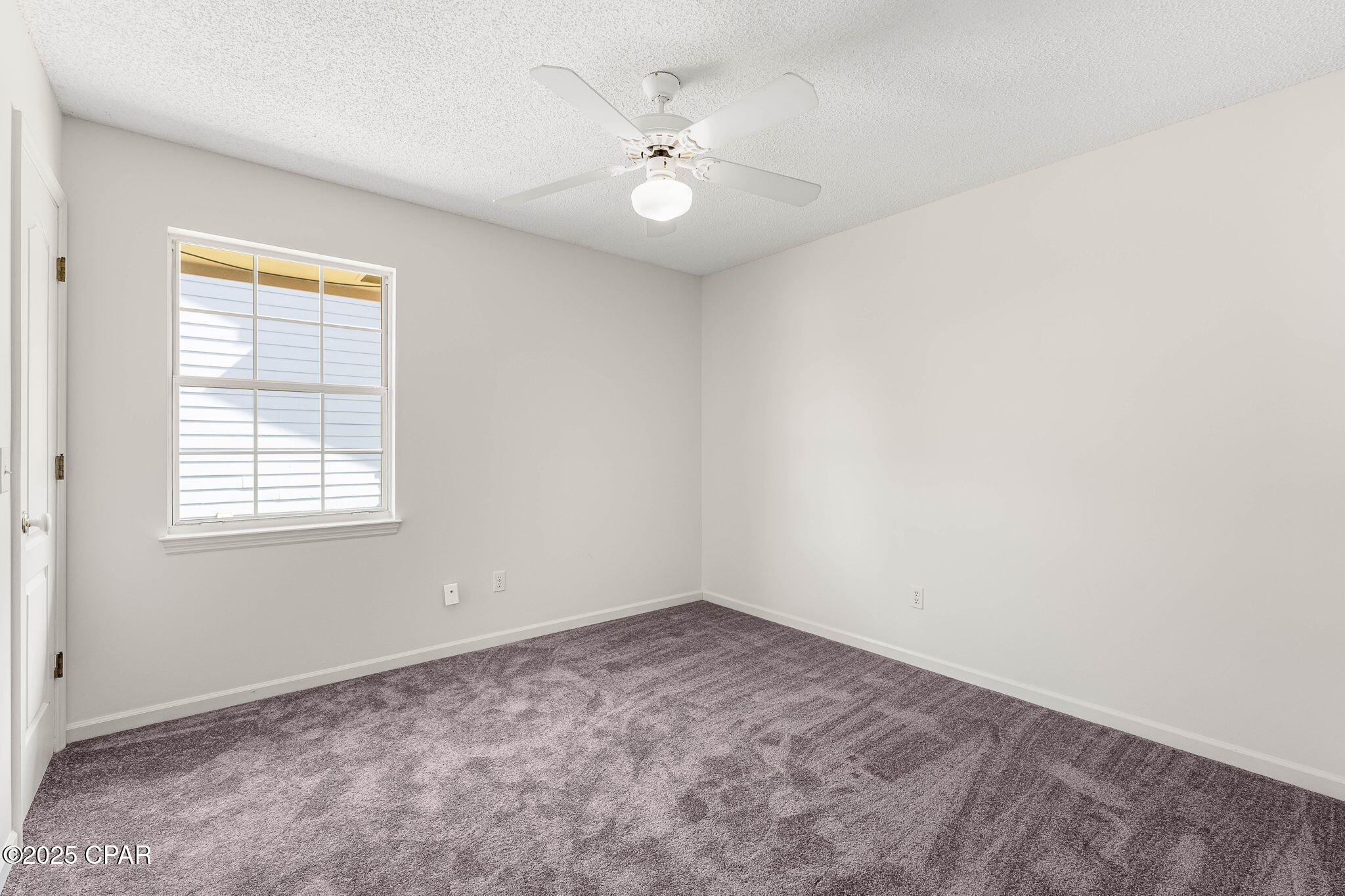 Colonial Est. - Residential