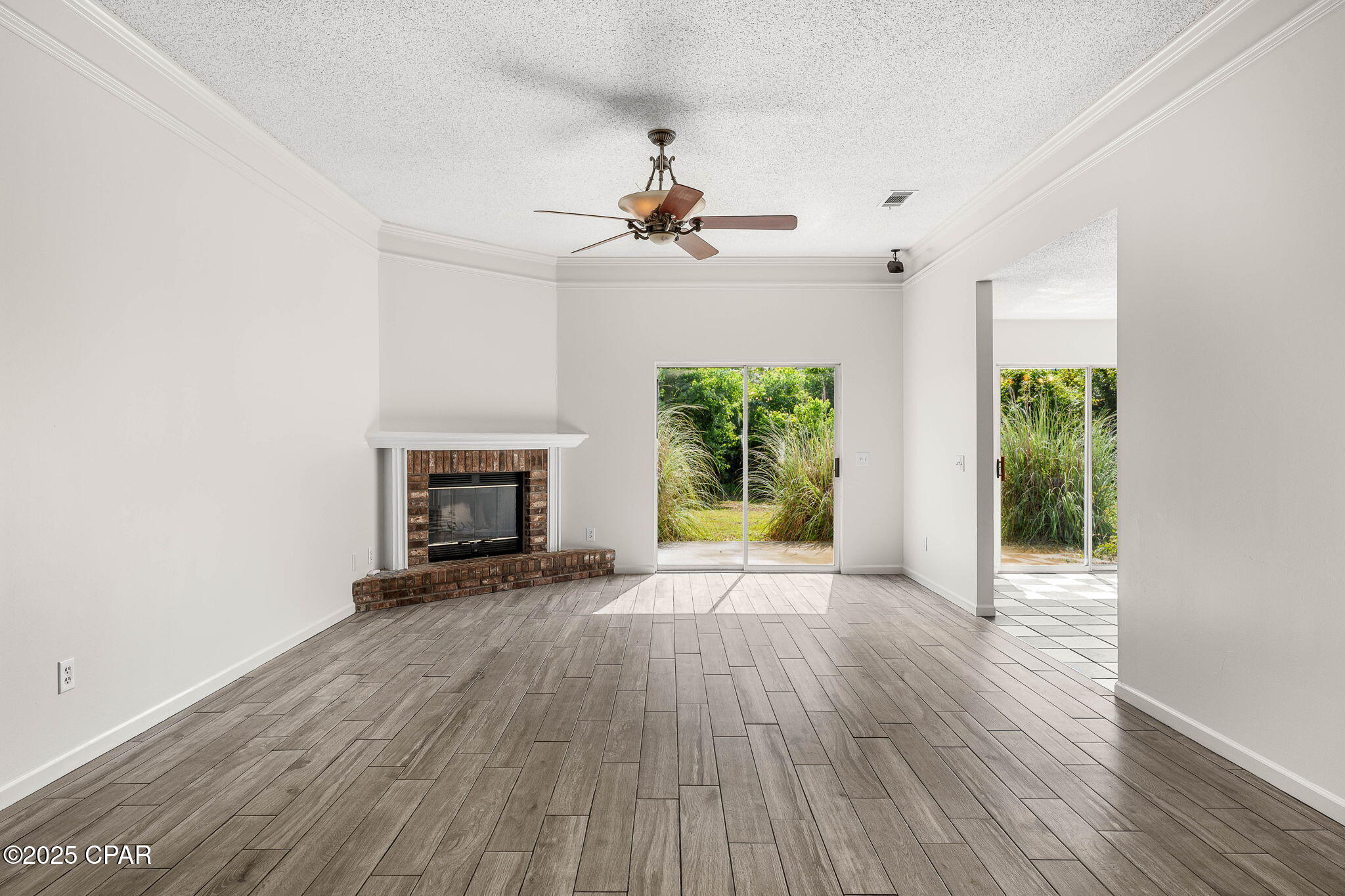 Colonial Est. - Residential