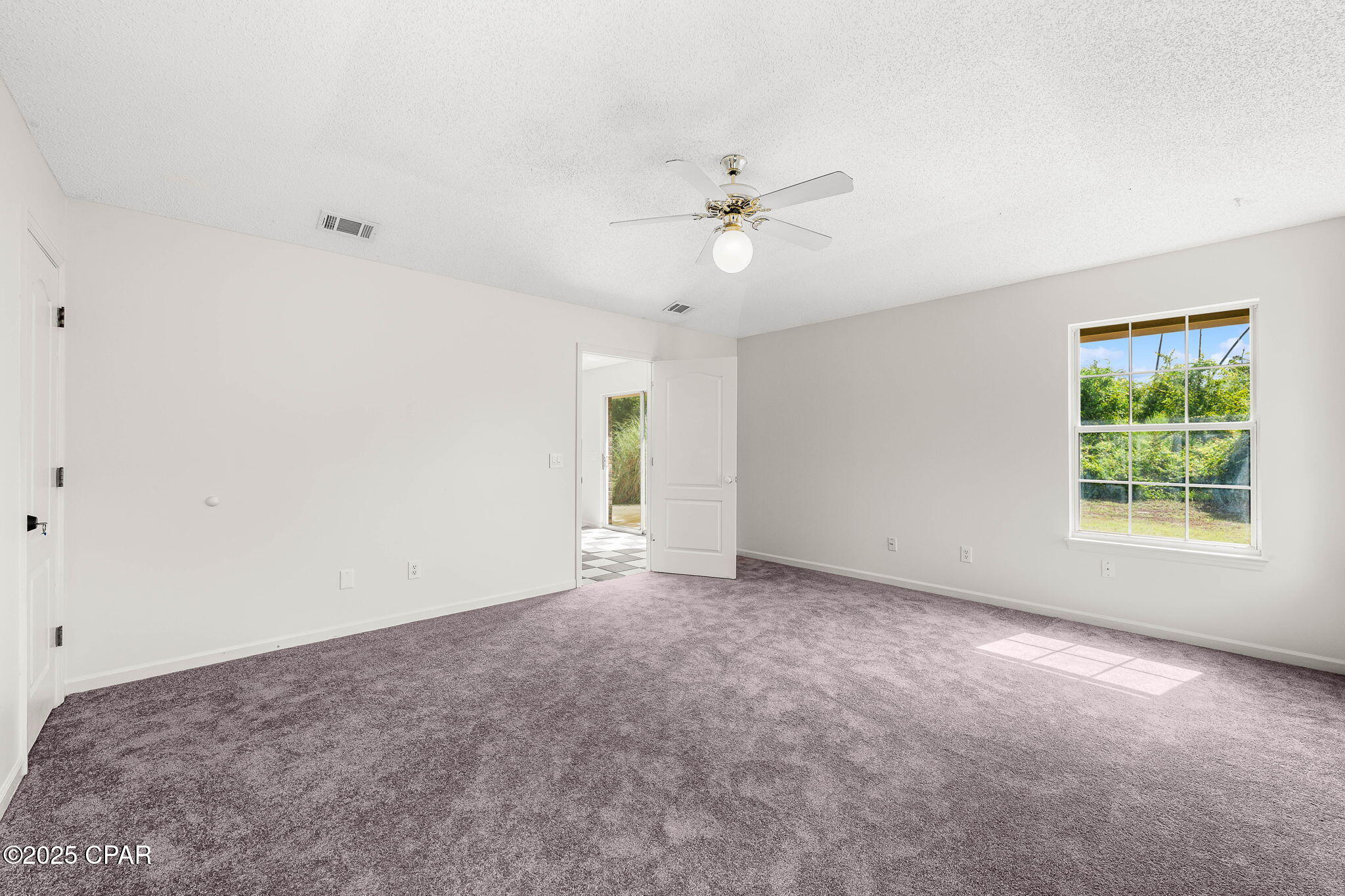 Colonial Est. - Residential