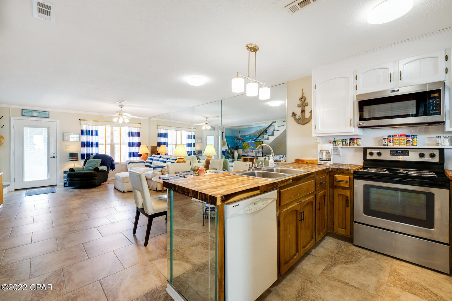 Villa Chateaus - Residential