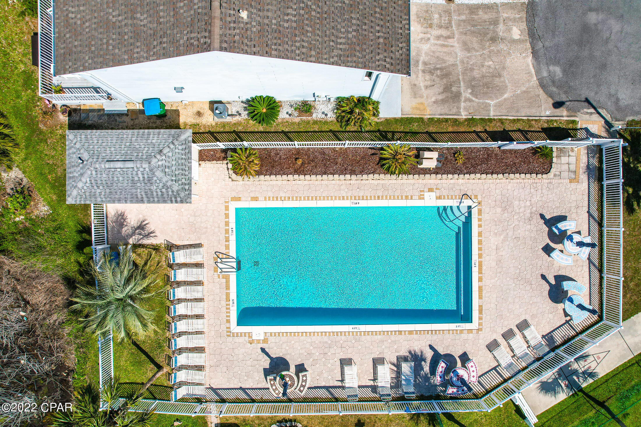 Villa Chateaus - Residential