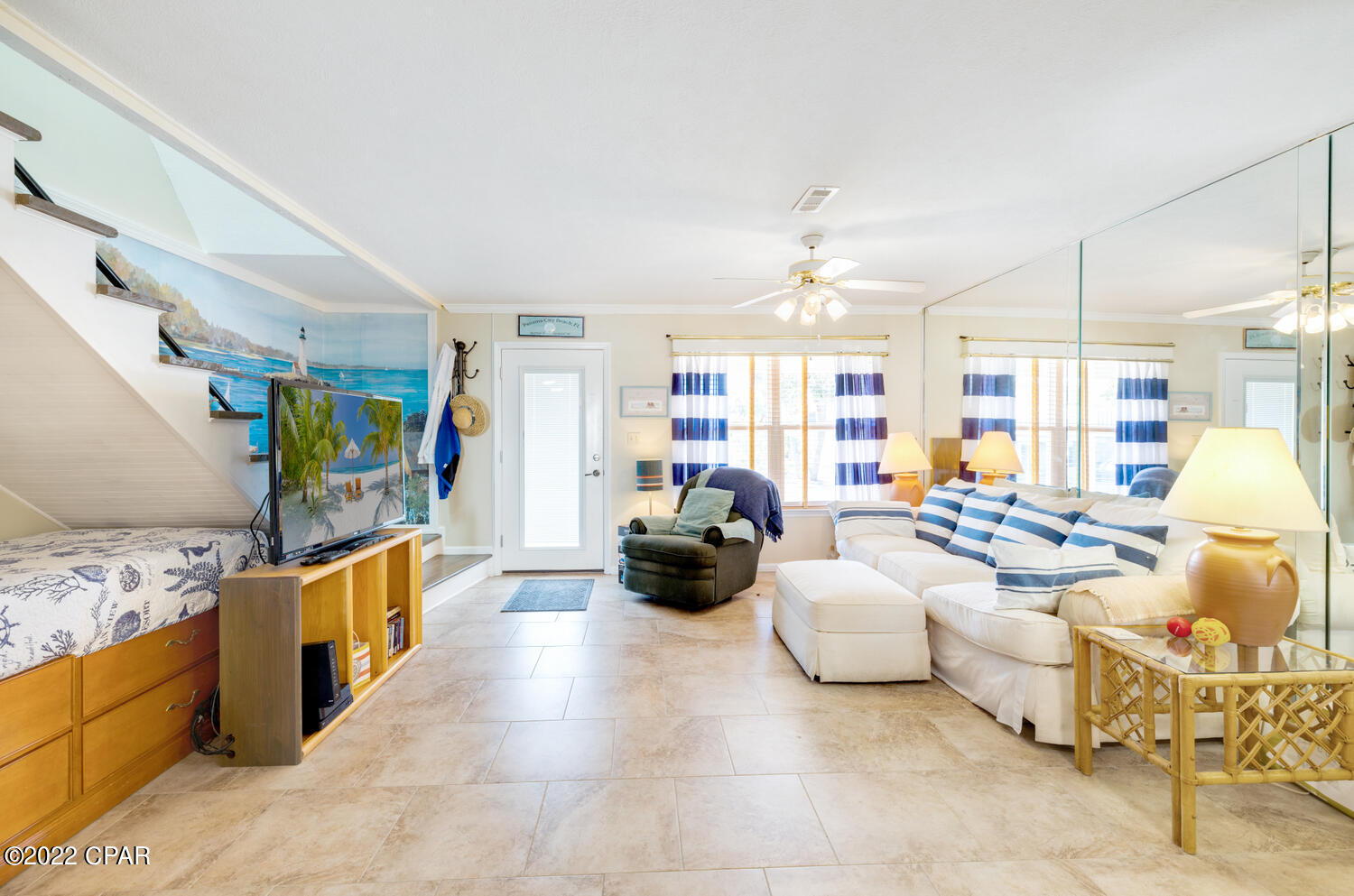 Villa Chateaus - Residential