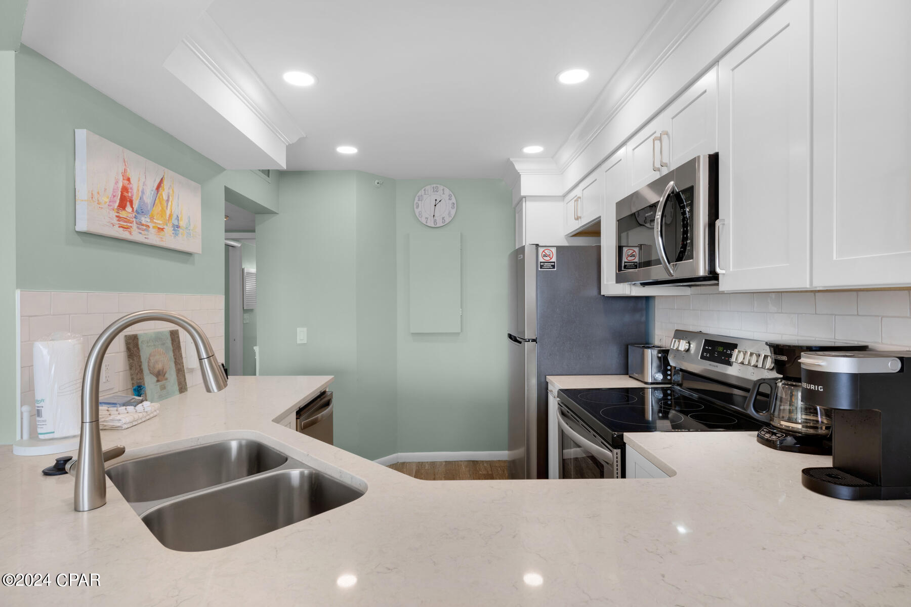 Summerhouse Condo. - Residential