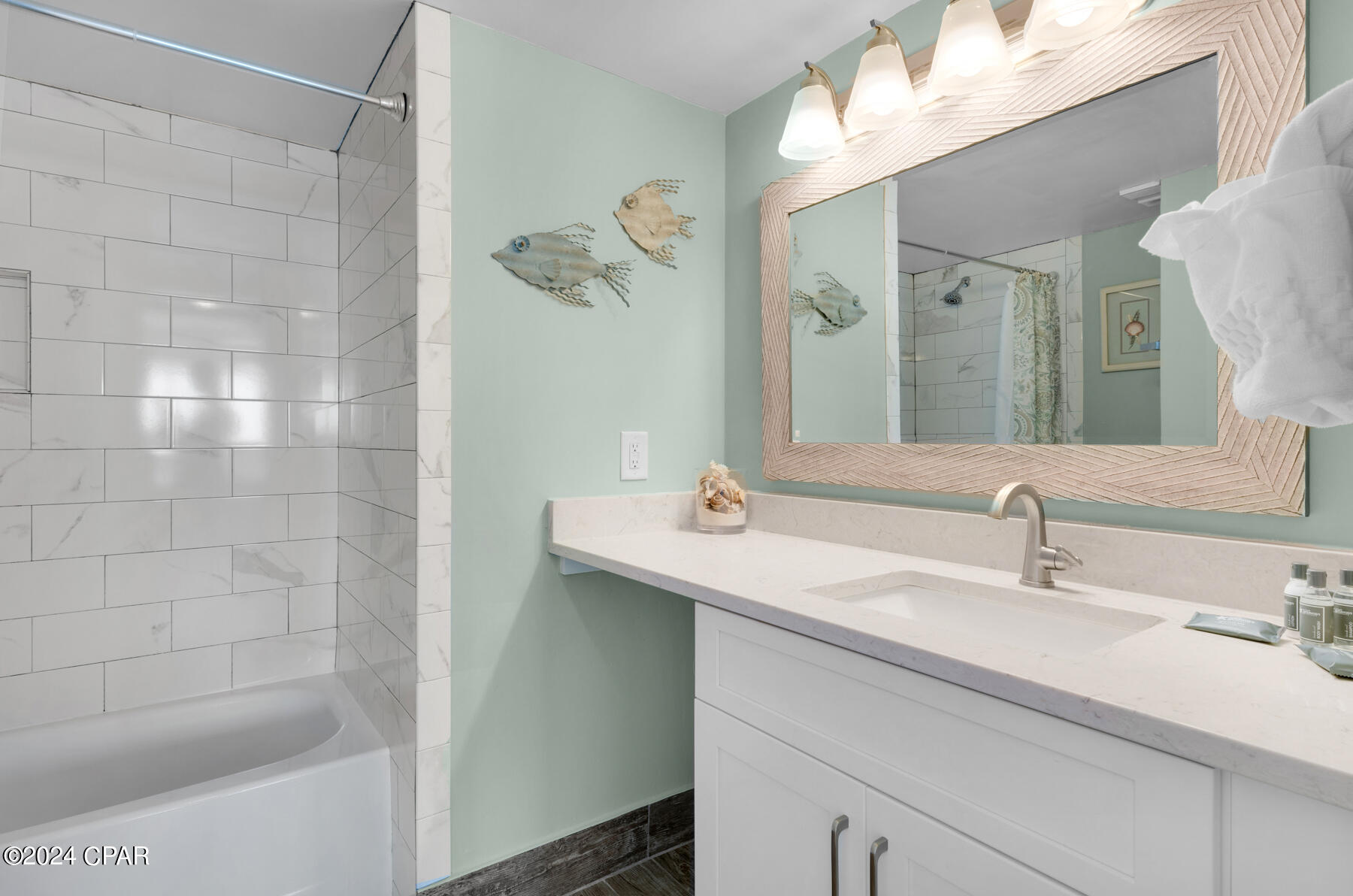 Summerhouse Condo. - Residential