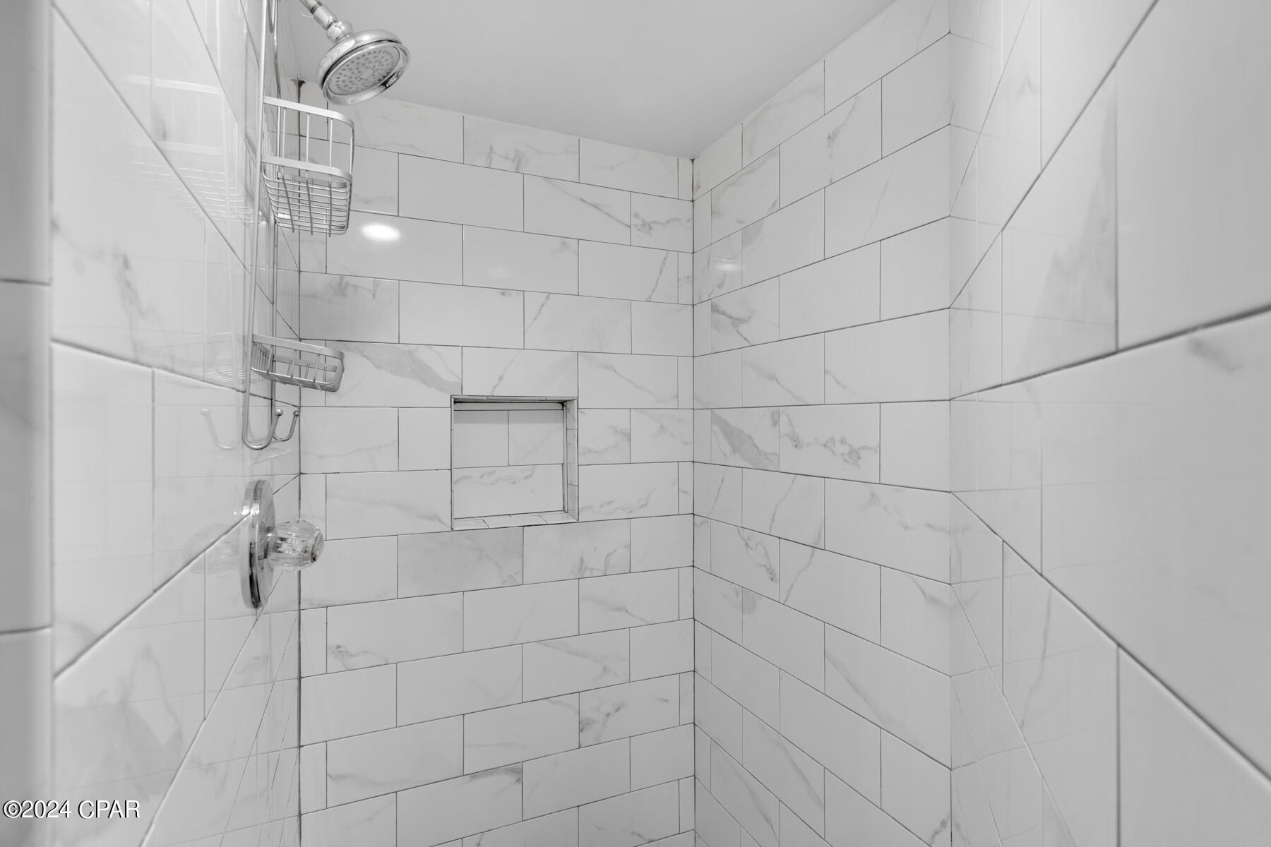 Summerhouse Condo. - Residential