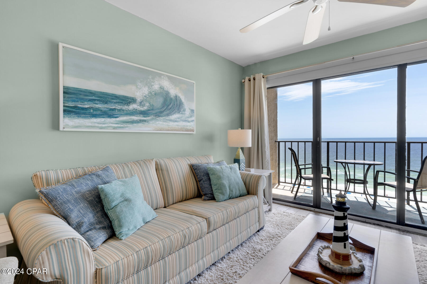 Summerhouse Condo. - Residential