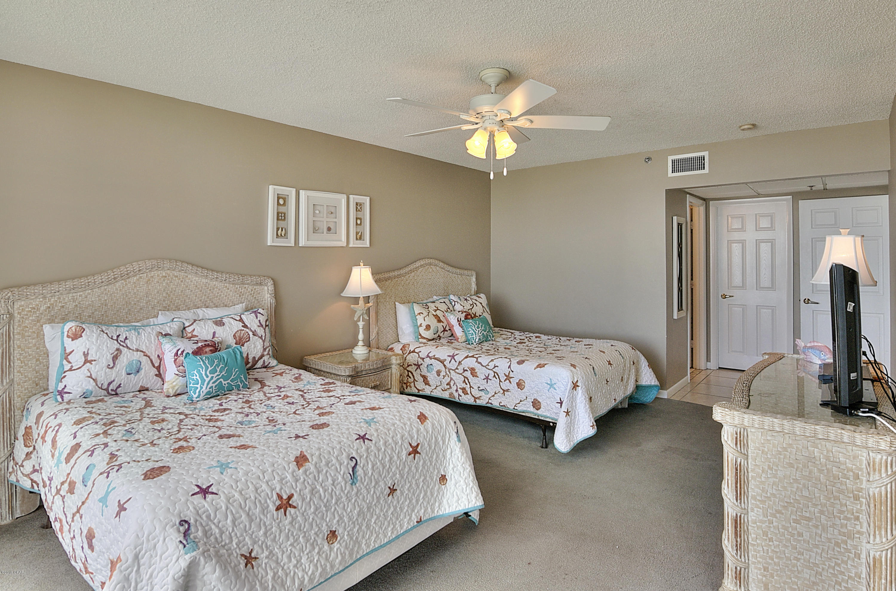 Long Beach Towers II - Residential