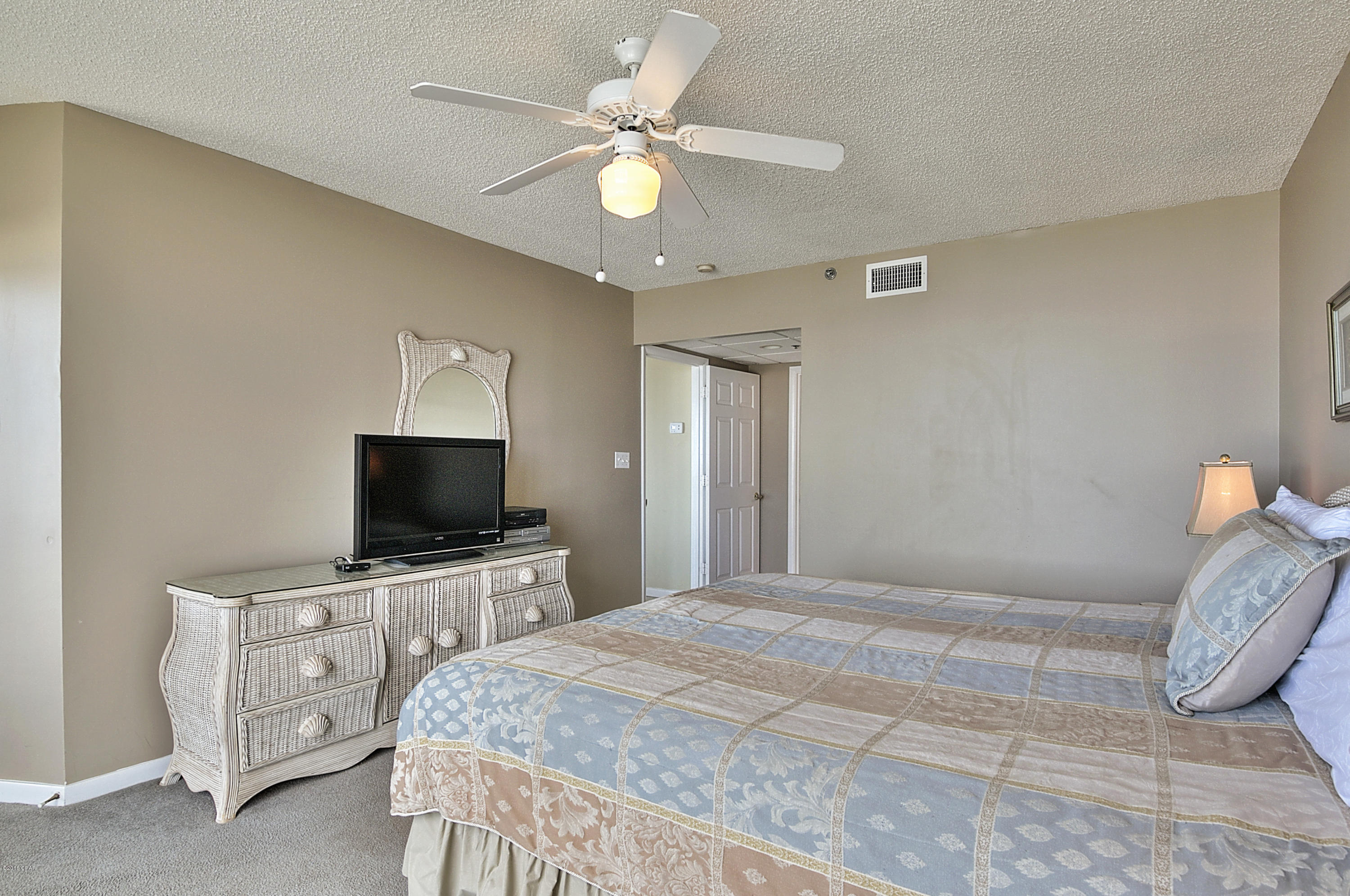 Long Beach Towers II - Residential