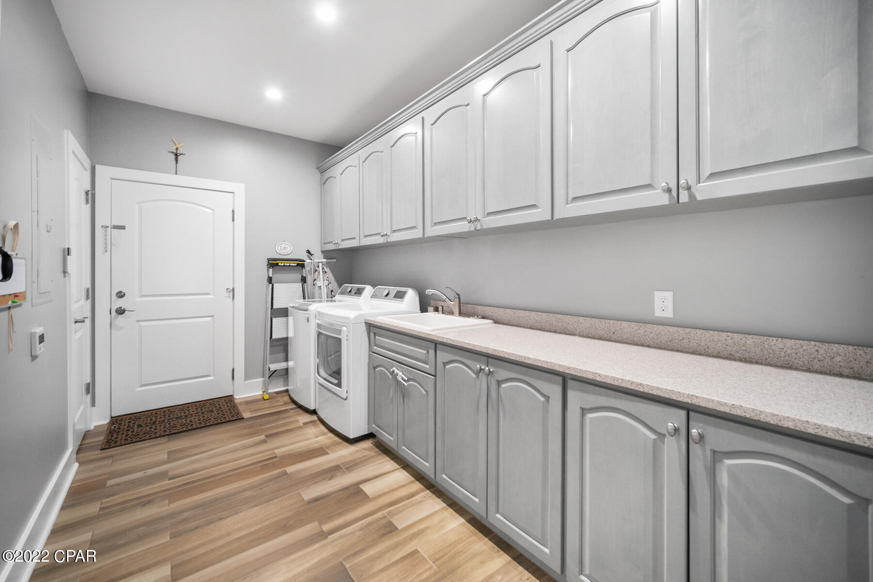 Cove Terrace 3rd Add - Residential