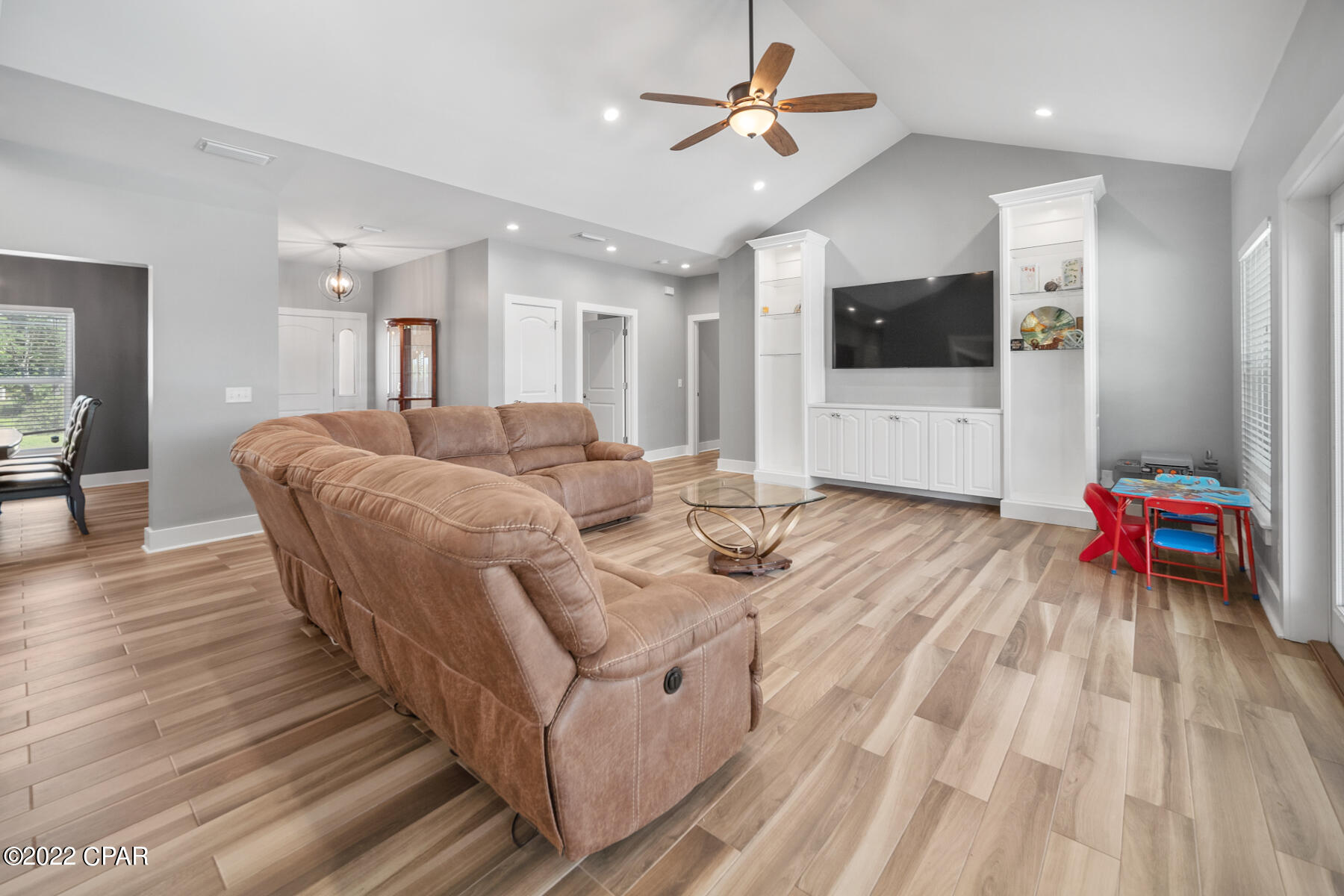 Cove Terrace 3rd Add - Residential