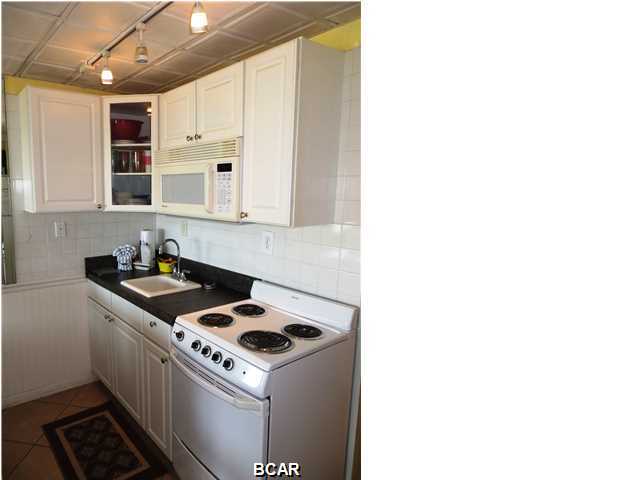 Fontainebleau Terrace - Residential