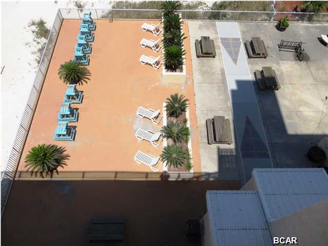 Fontainebleau Terrace - Residential