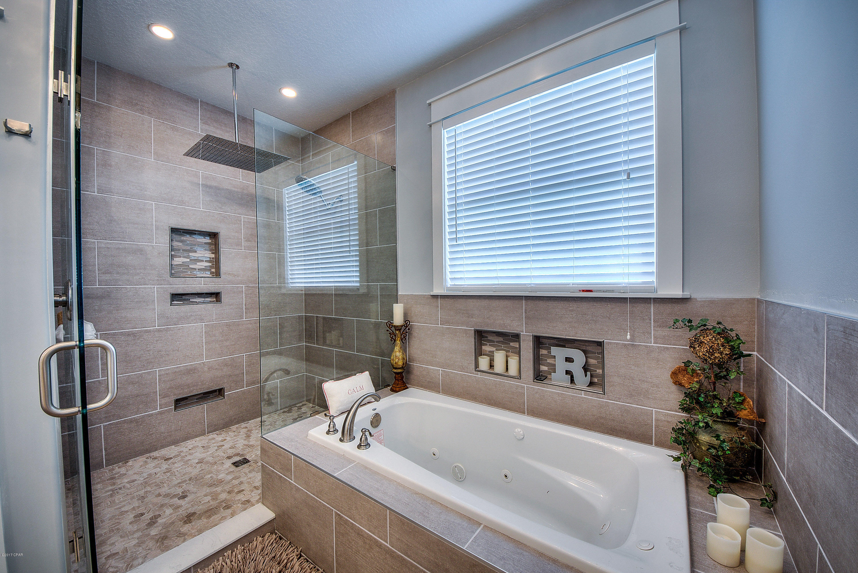 Paradise Grove - Residential