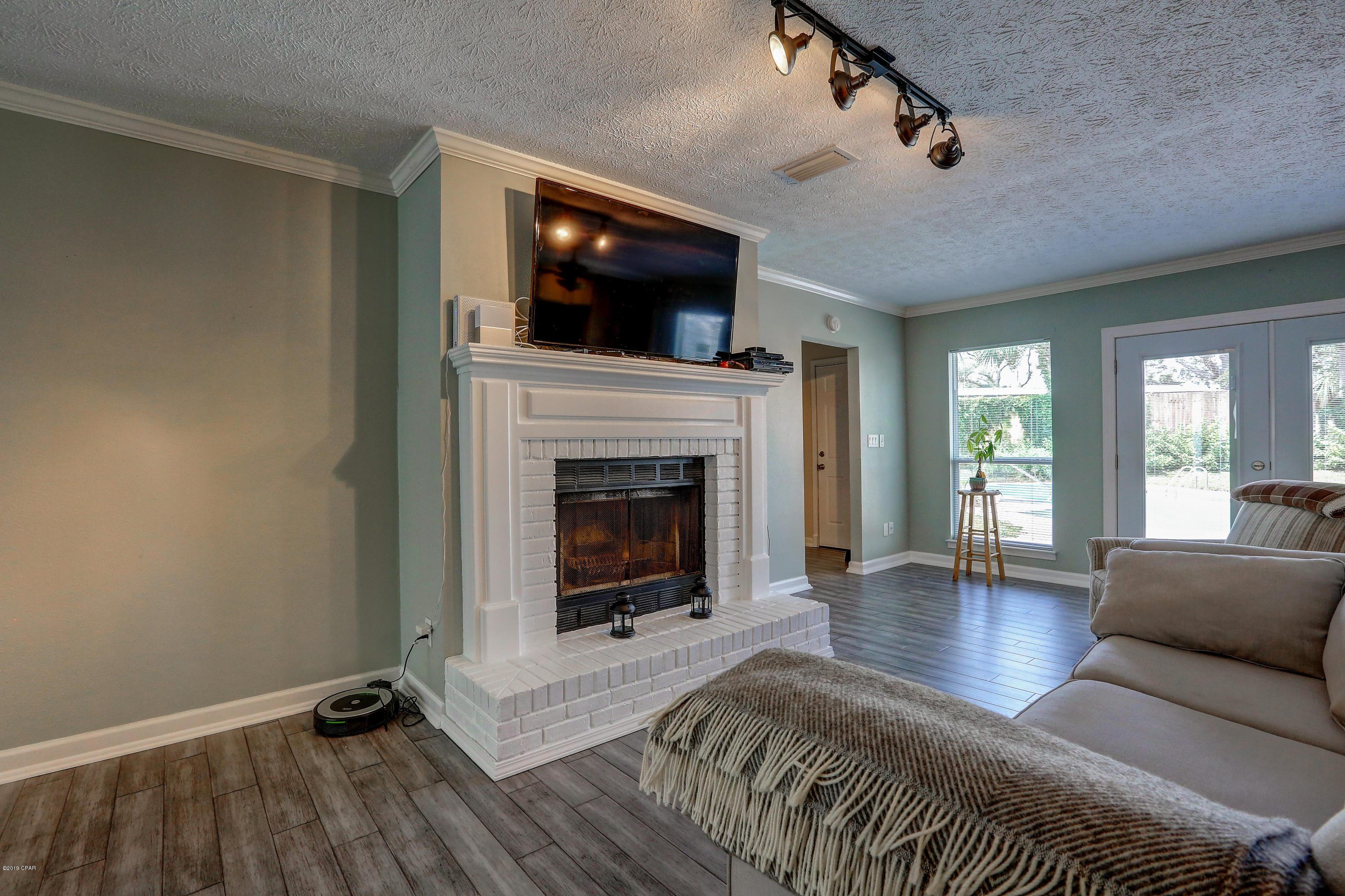 Cove Terrace 3rd Add - Residential