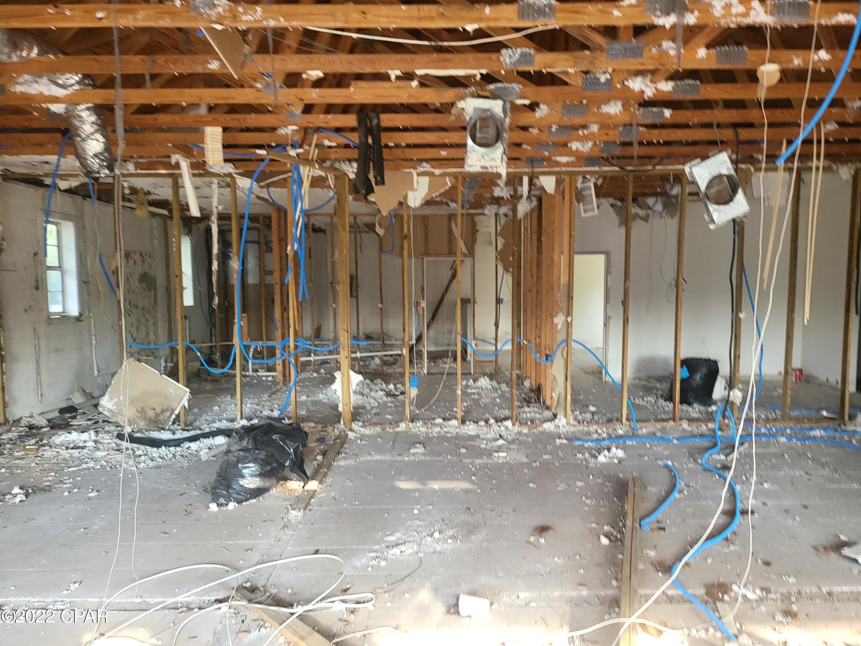 [No Recorded Subdiv] - Commercial Sale