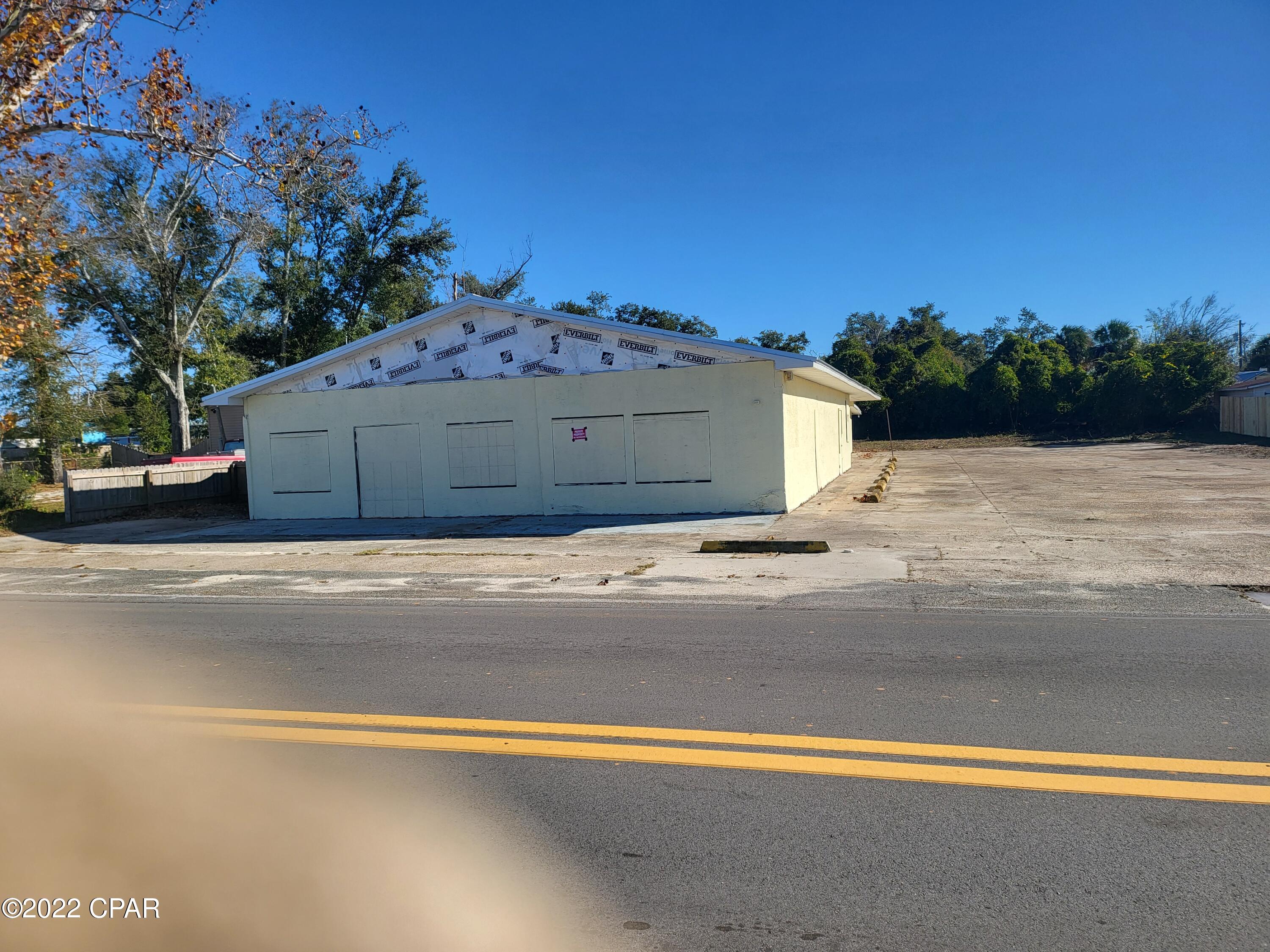 [No Recorded Subdiv] - Commercial Sale