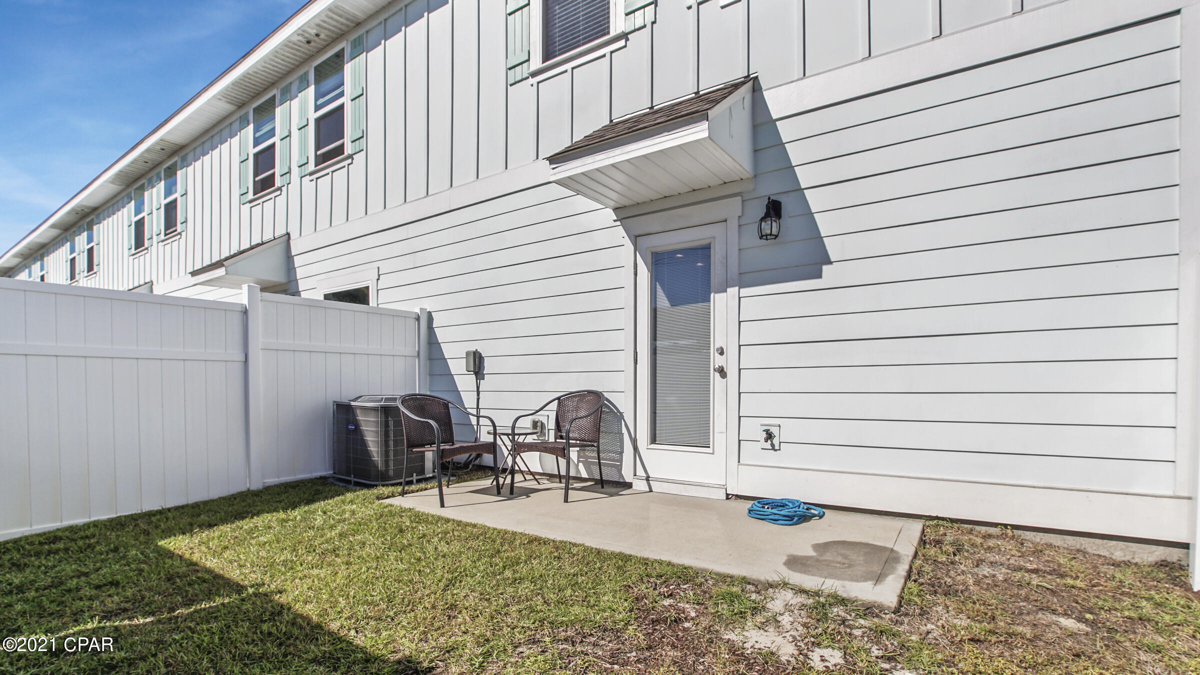 Hathaway Townhomes - Residential Lease