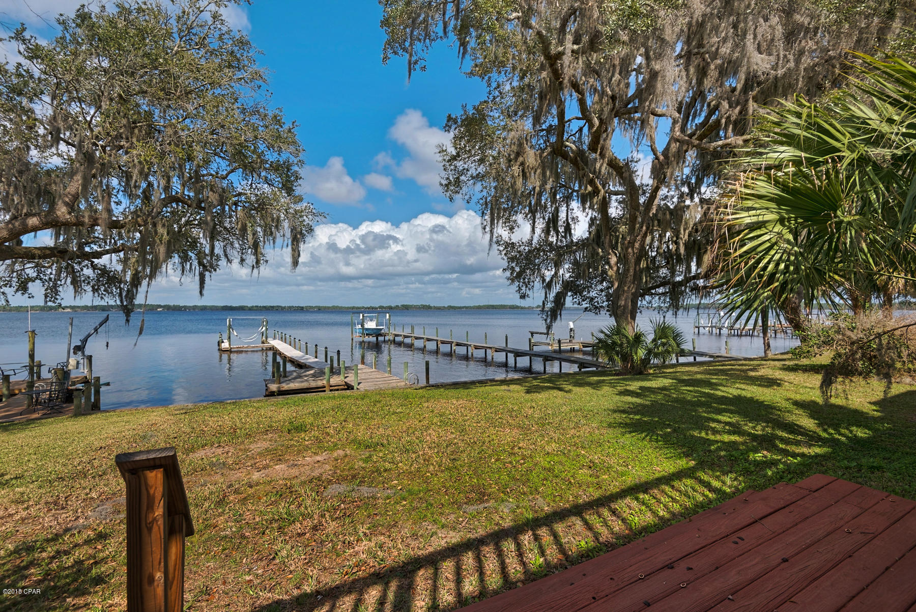 Tropical Bay - Residential