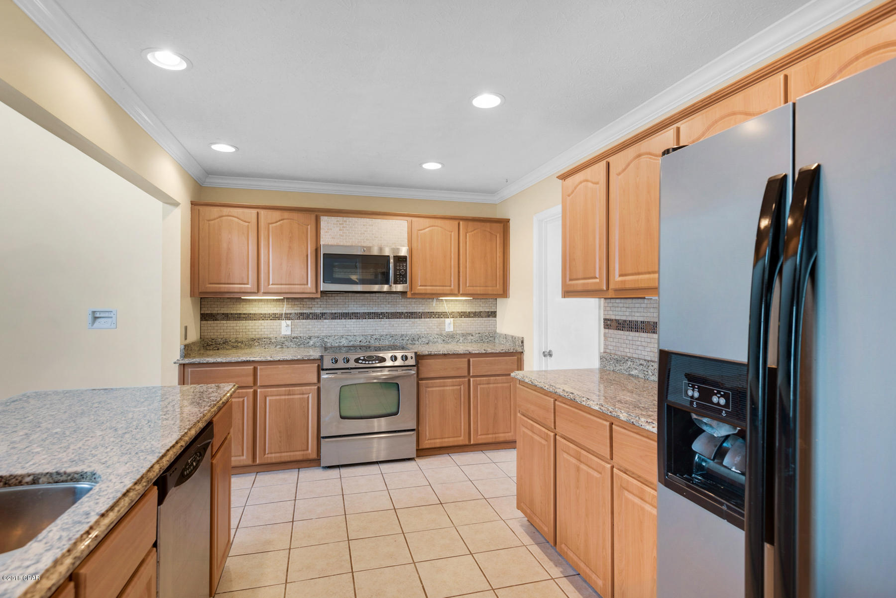 Tropical Bay - Residential