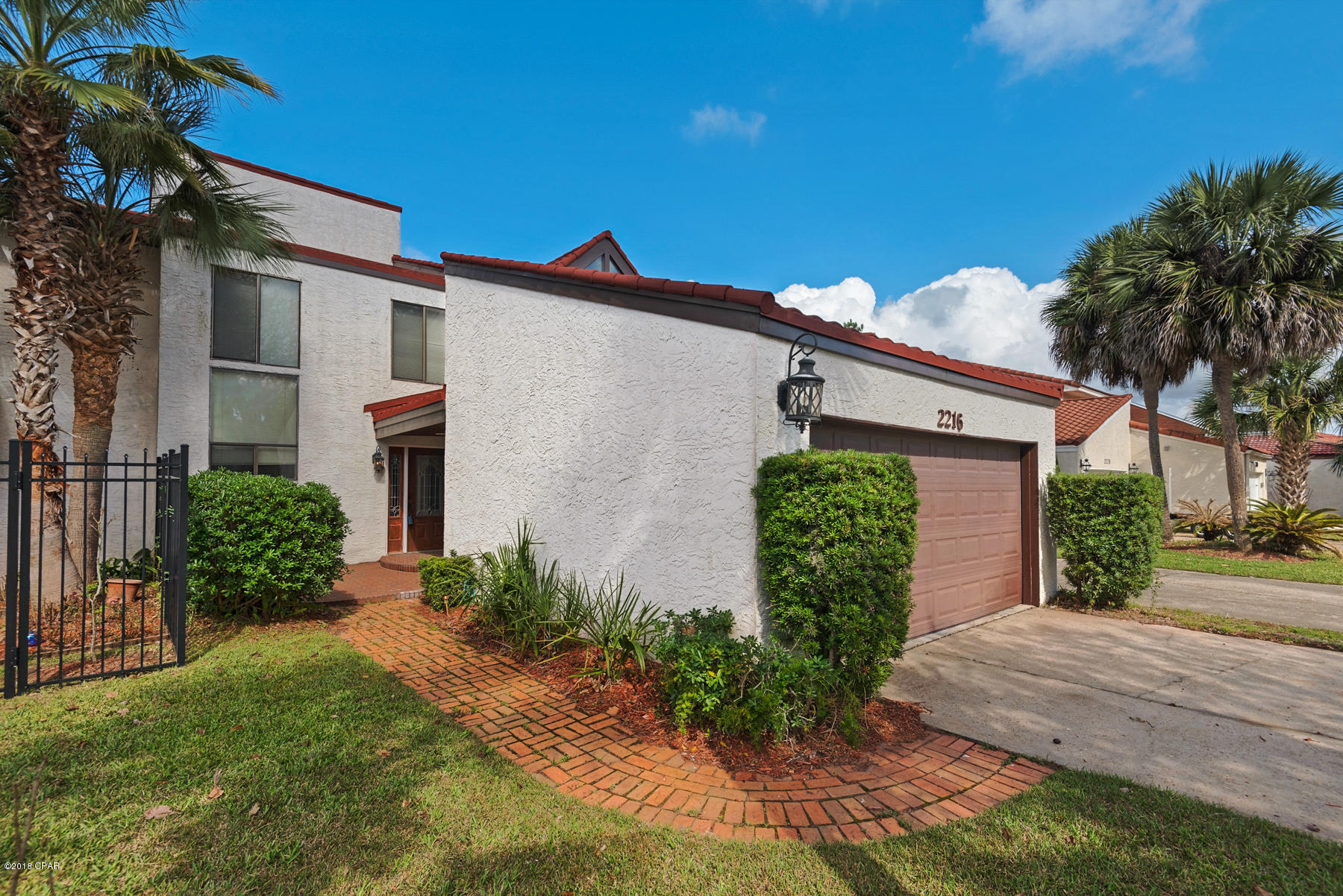 Tropical Bay - Residential