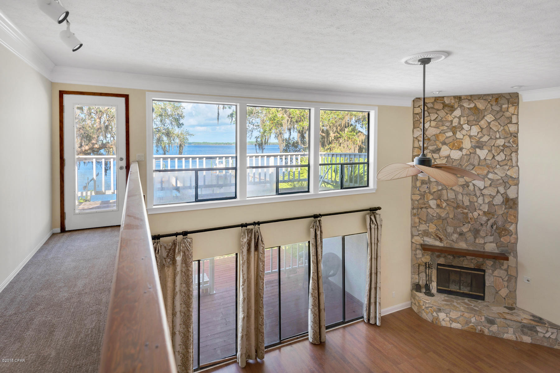 Tropical Bay - Residential