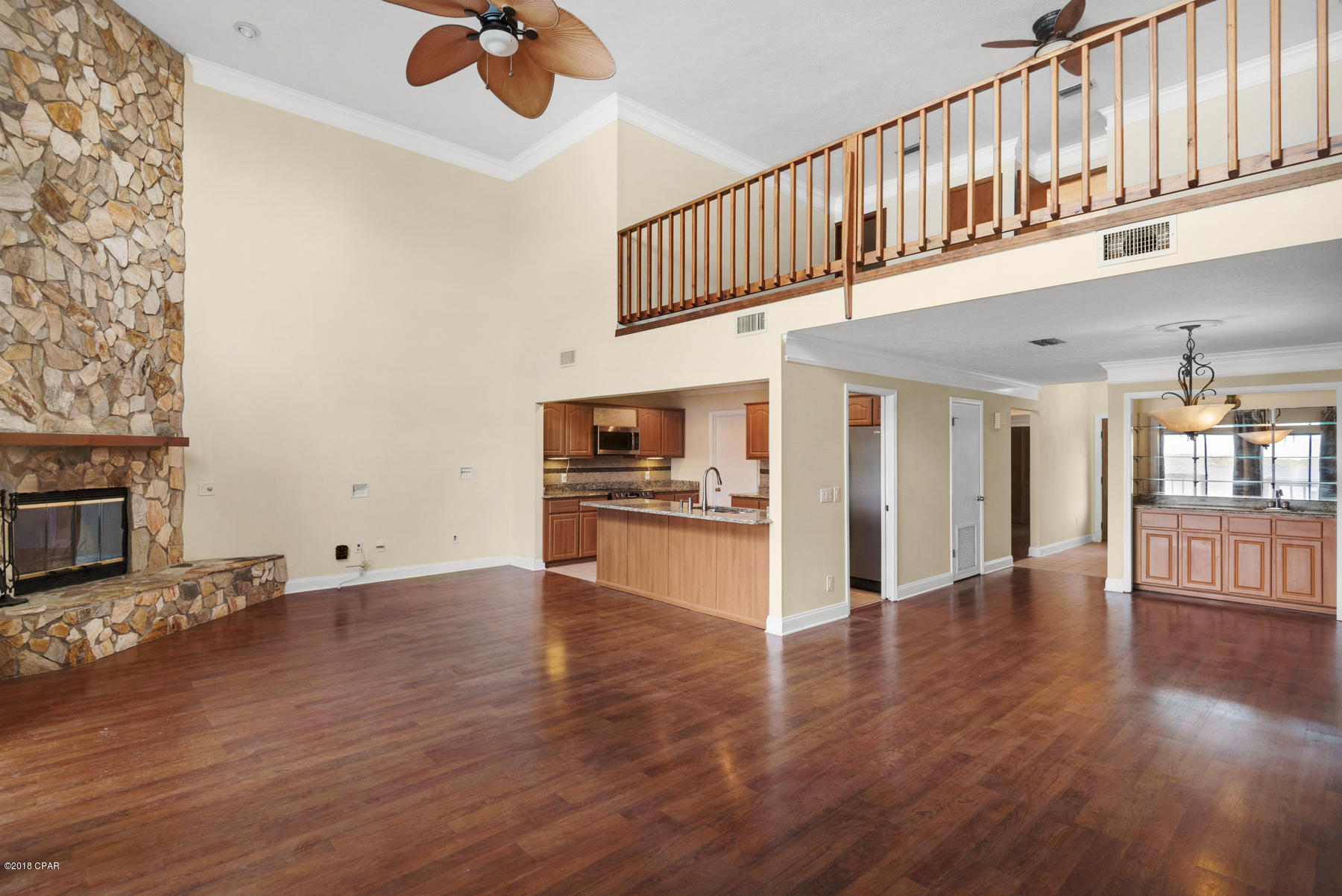 Tropical Bay - Residential