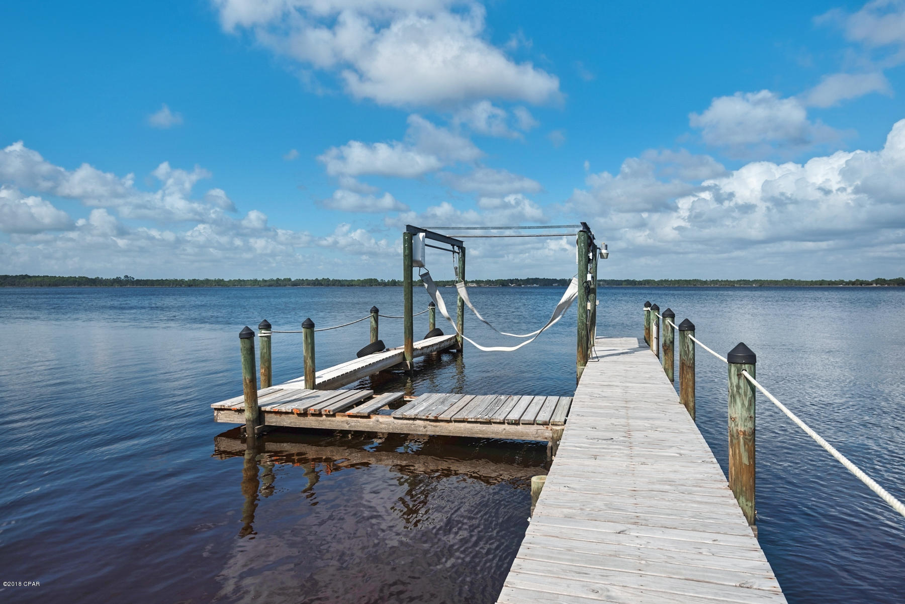 Tropical Bay - Residential