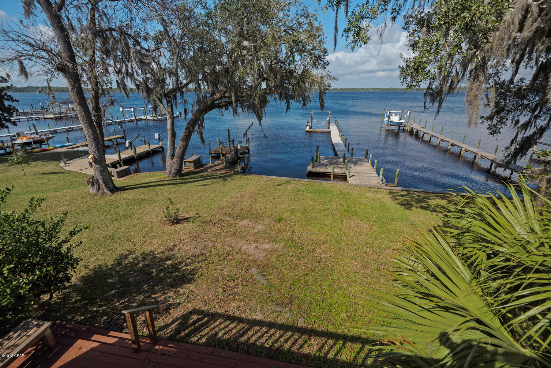 Tropical Bay - Residential