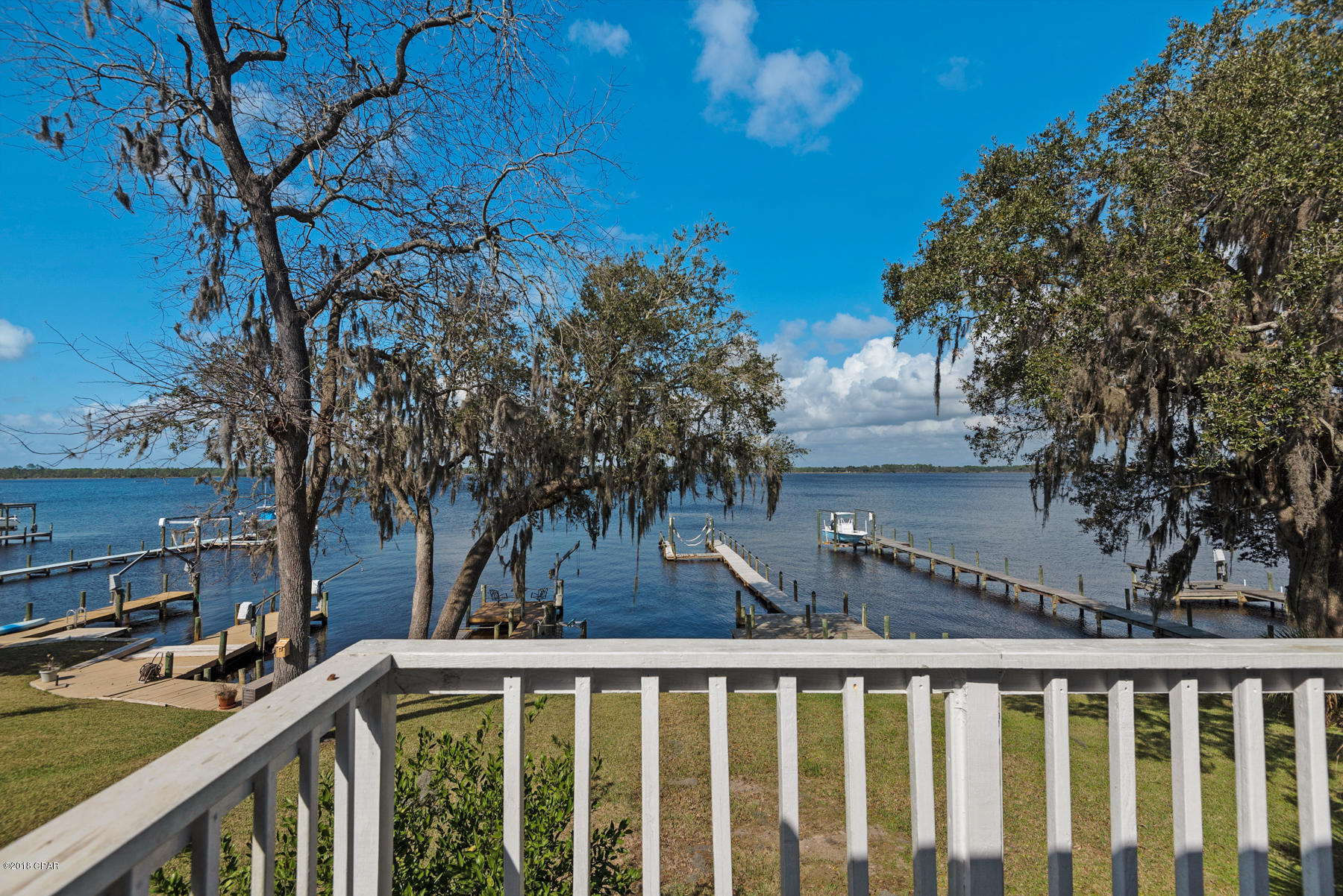Tropical Bay - Residential