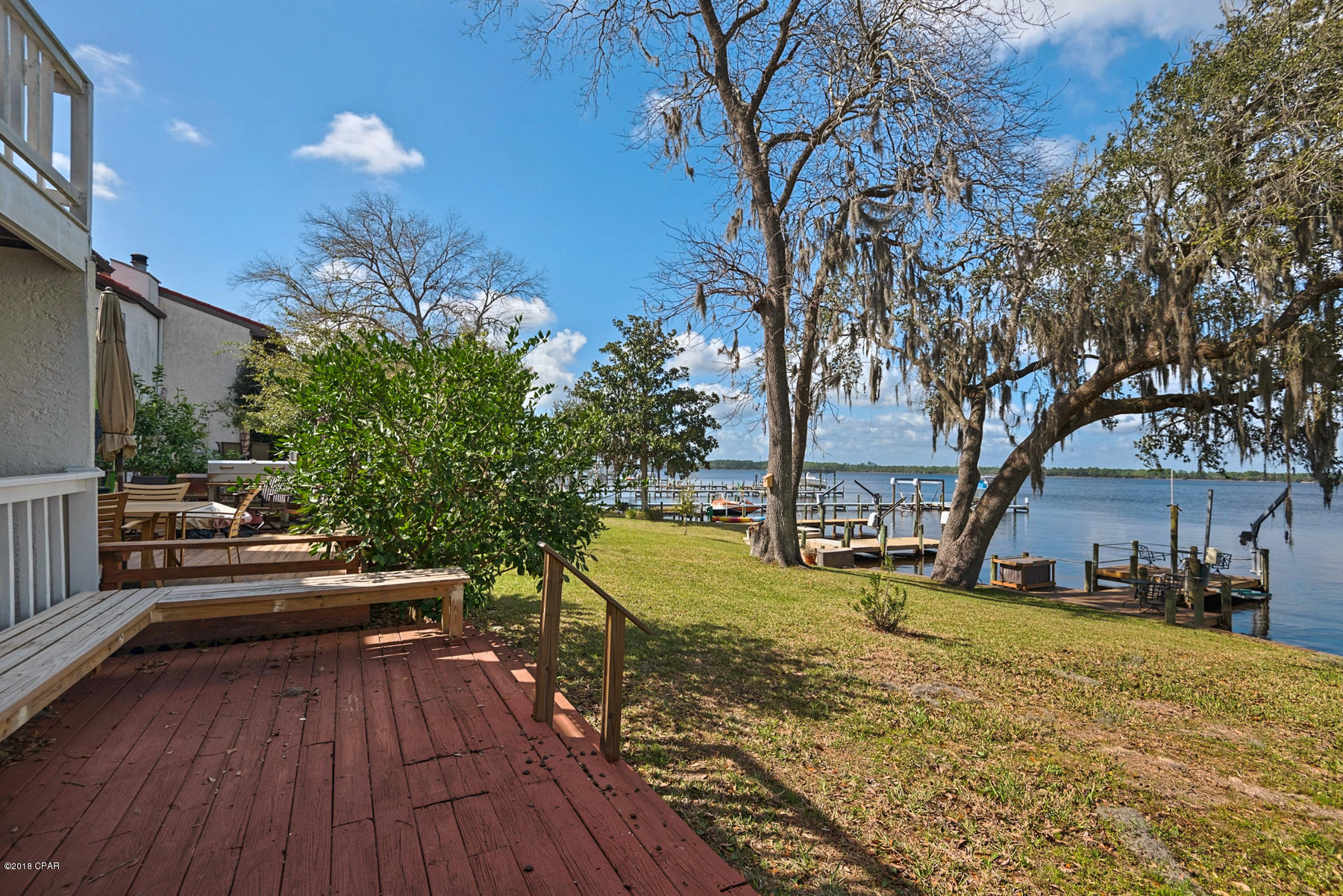 Tropical Bay - Residential