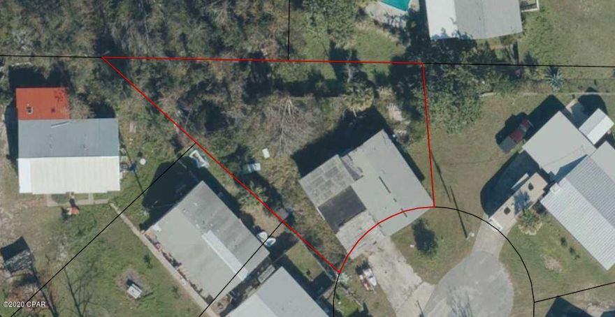 Great building lot in Lynn Haven.