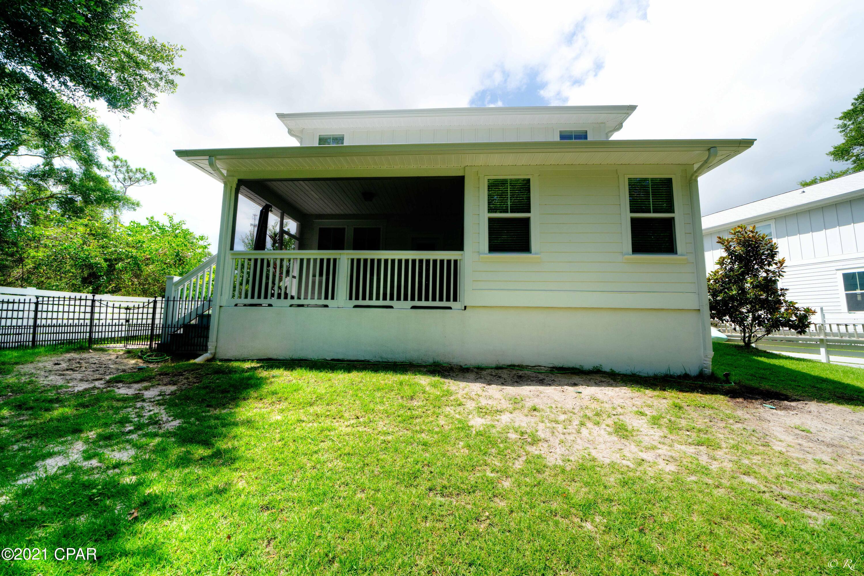 [No Recorded Subdiv] - Residential